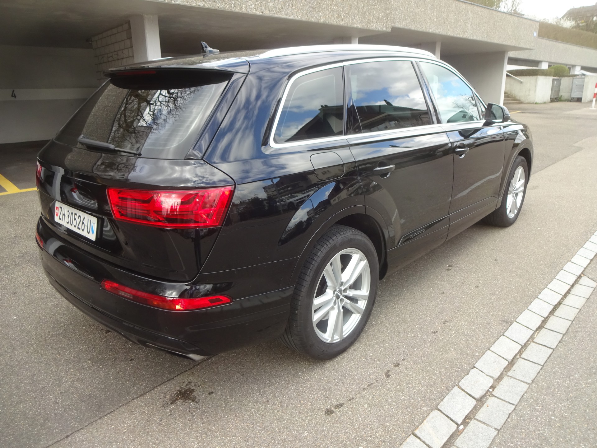 AUDI Q7 3.0 TFSI quattro tiptronic-image-3