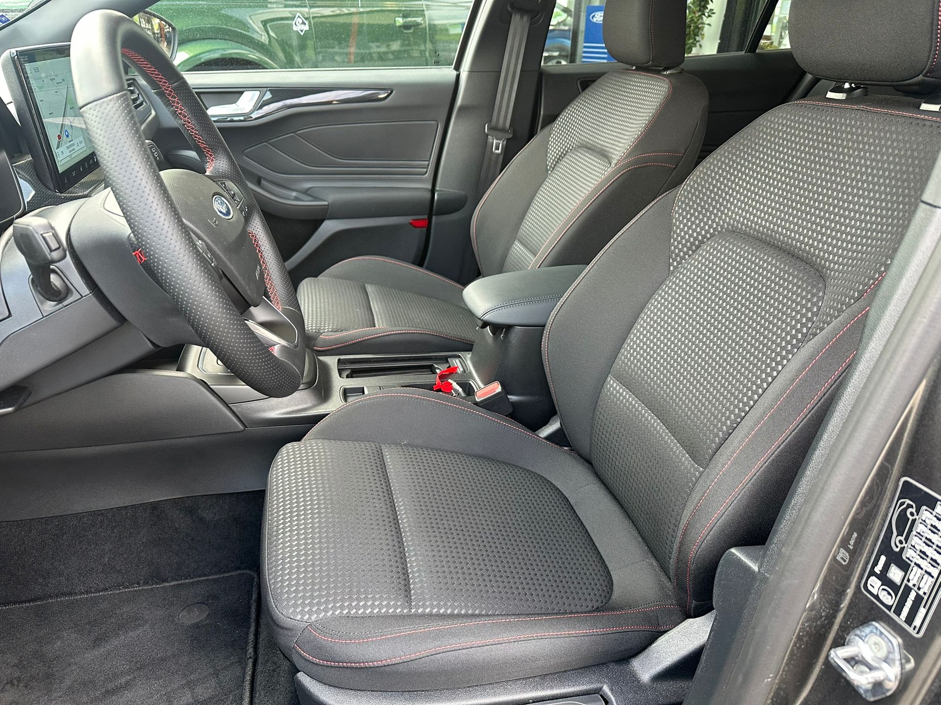 FORD Focus 1.0 MHEV ST-Line Automat Kombi-image-8
