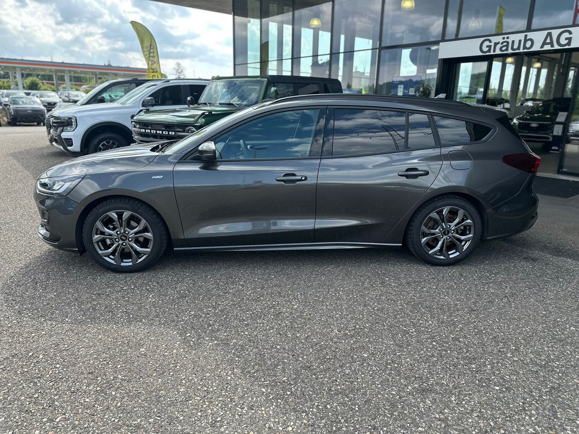 FORD Focus 1.0 MHEV ST-Line Automat Kombi-image-4