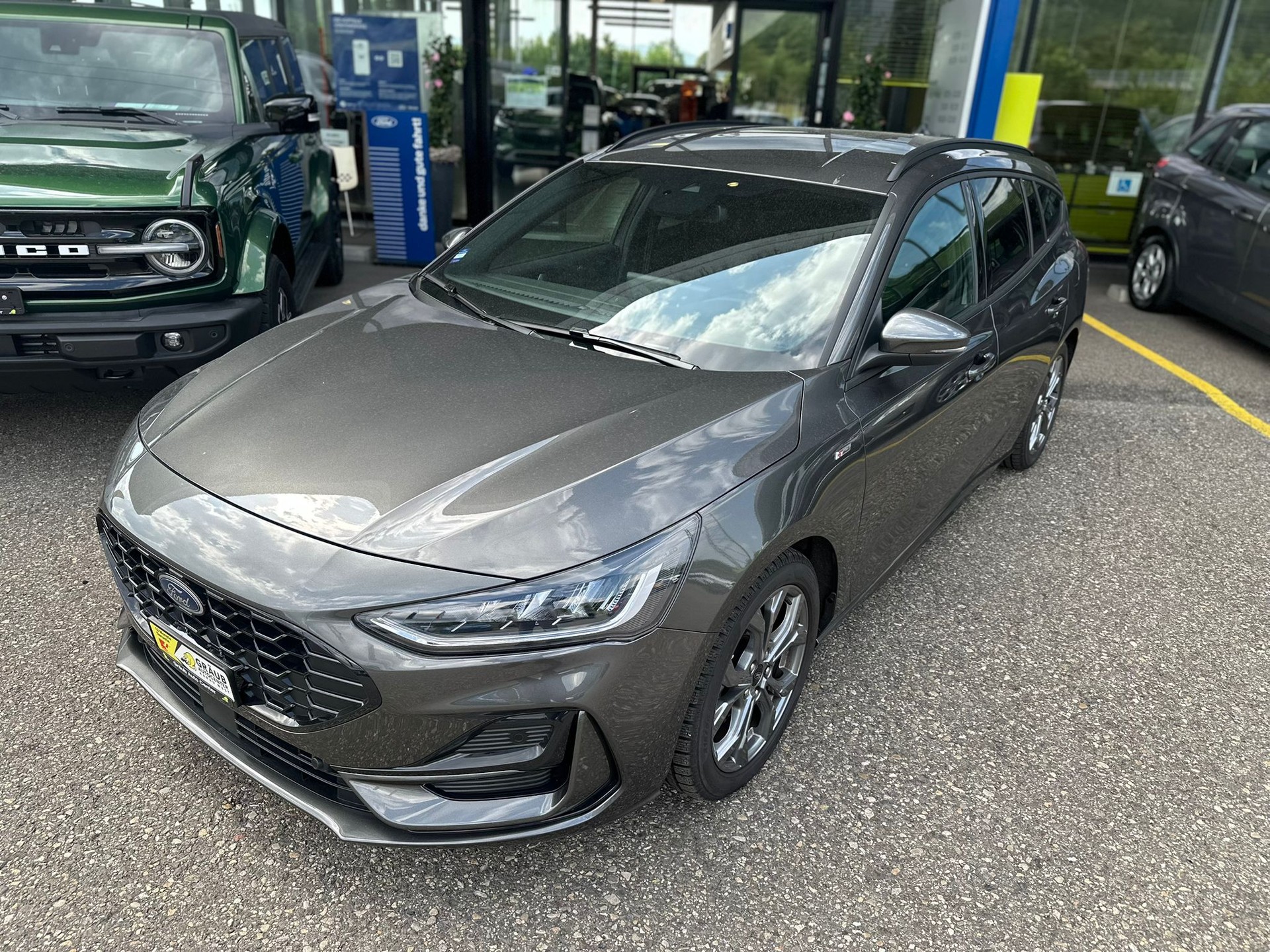 FORD Focus 1.0 MHEV ST-Line Automat Kombi-showroom-element-3