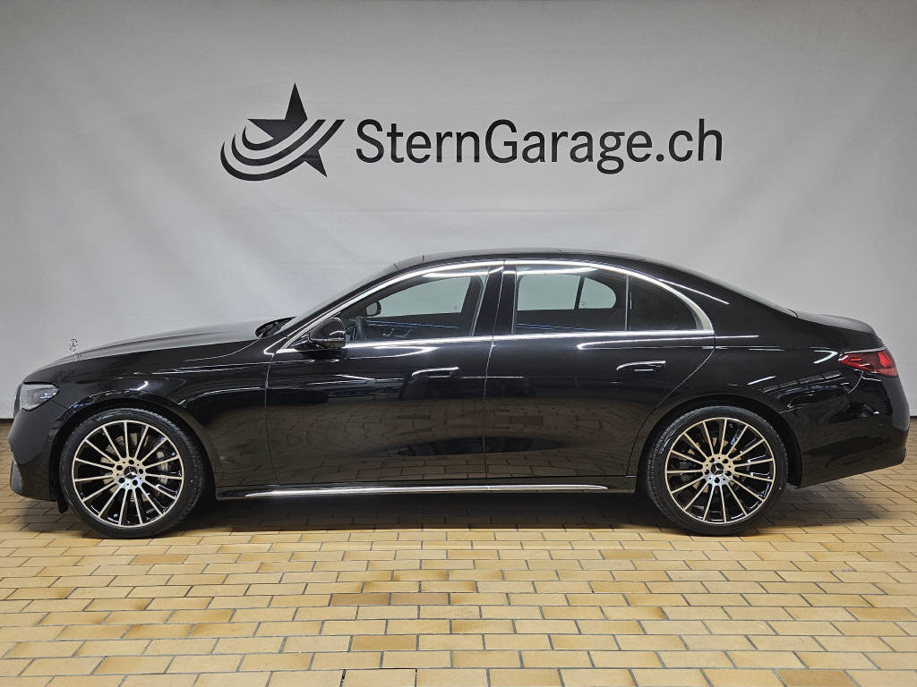 MERCEDES-BENZ E 200 4Matic Exclusive Limousine-showroom-element-1