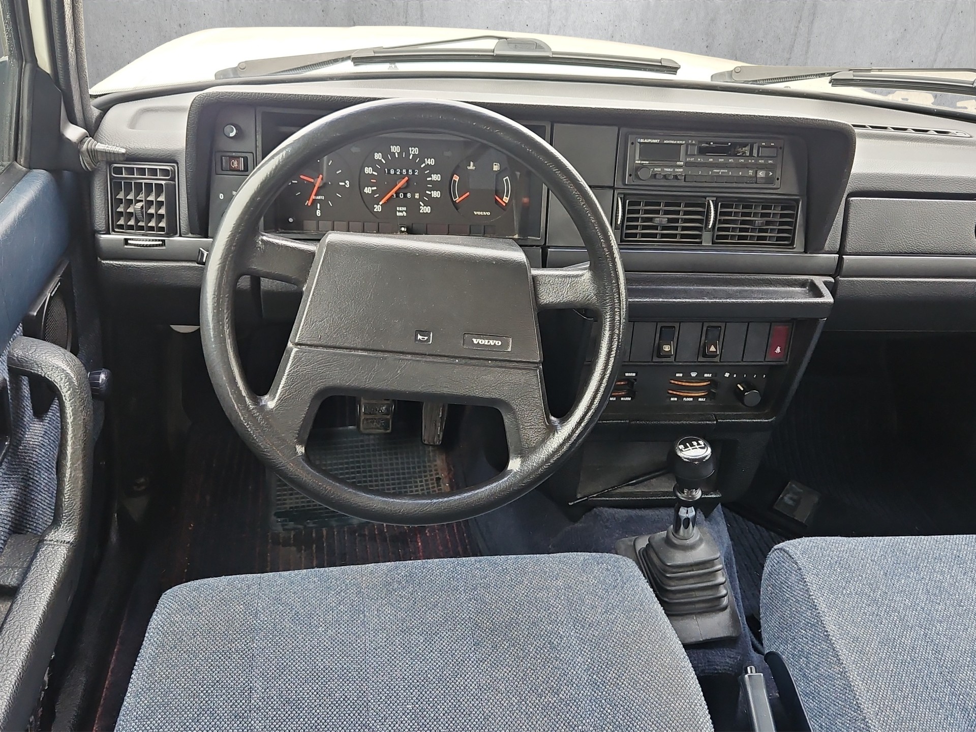 VOLVO 240 2.3 Classic-image-8