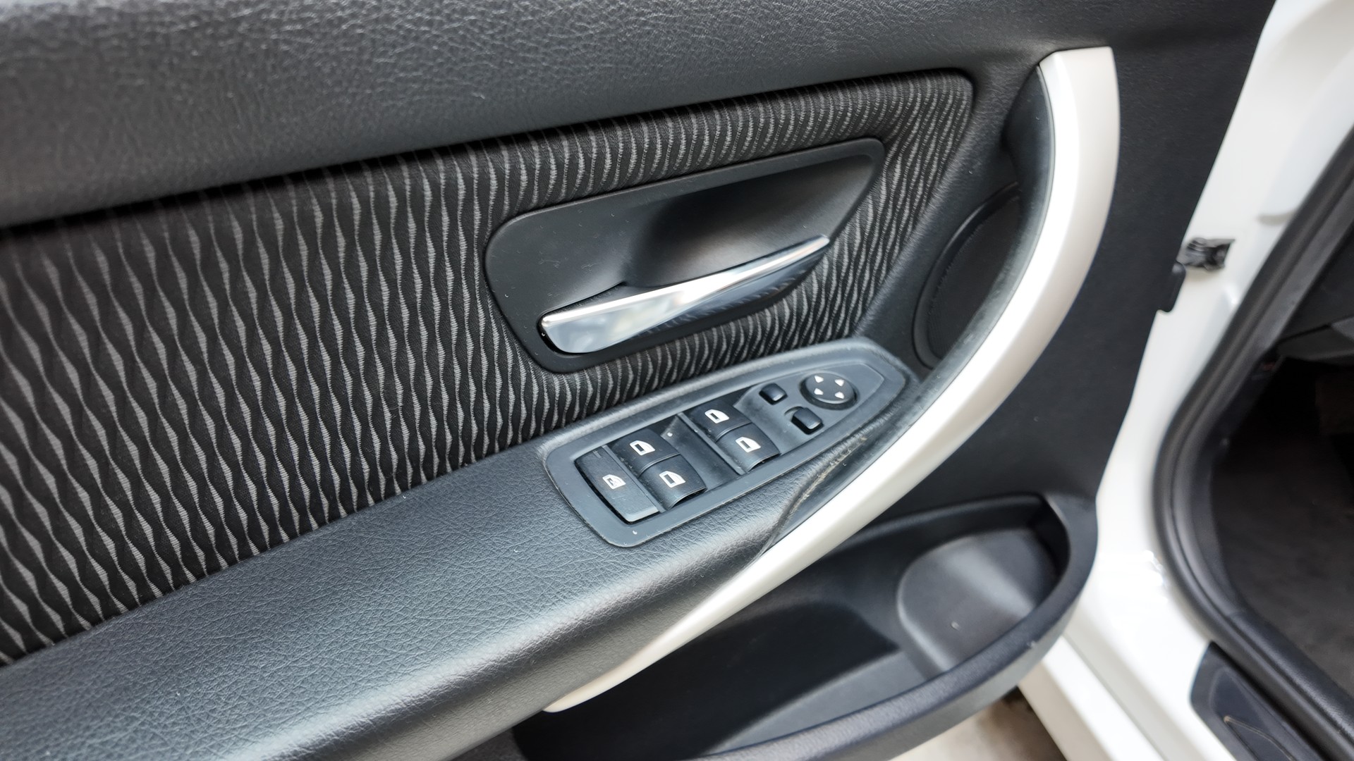 BMW 316d Touring Business Steptronic-image-17
