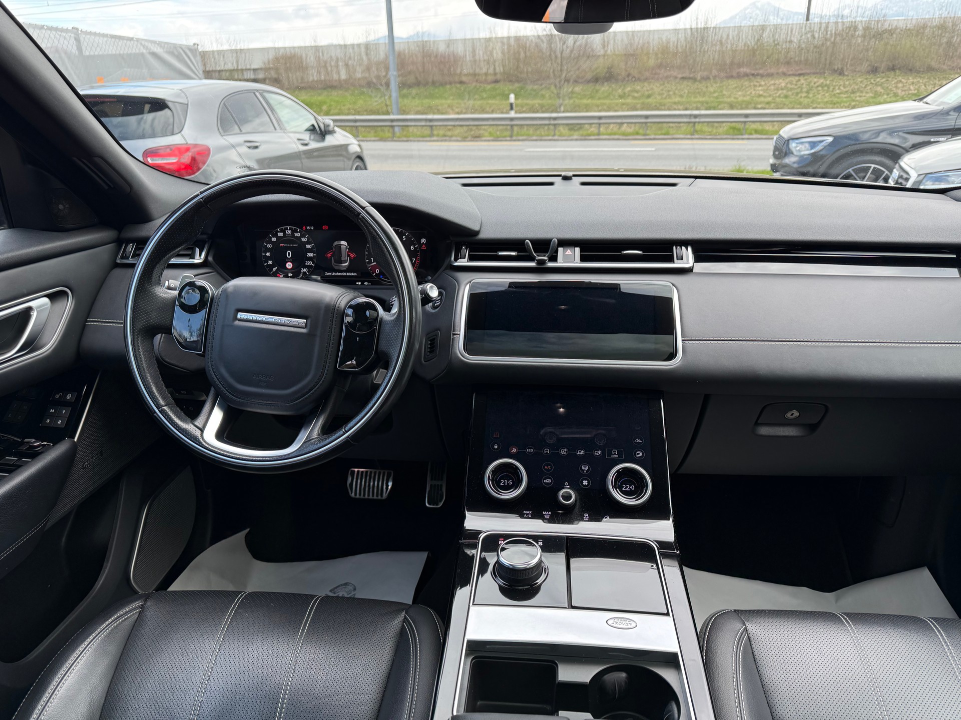 LAND ROVER Range Rover Velar R-Dynamic P 300 SE Automatic-image-10