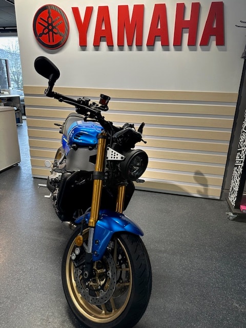 YAMAHA XSR 900-image-4