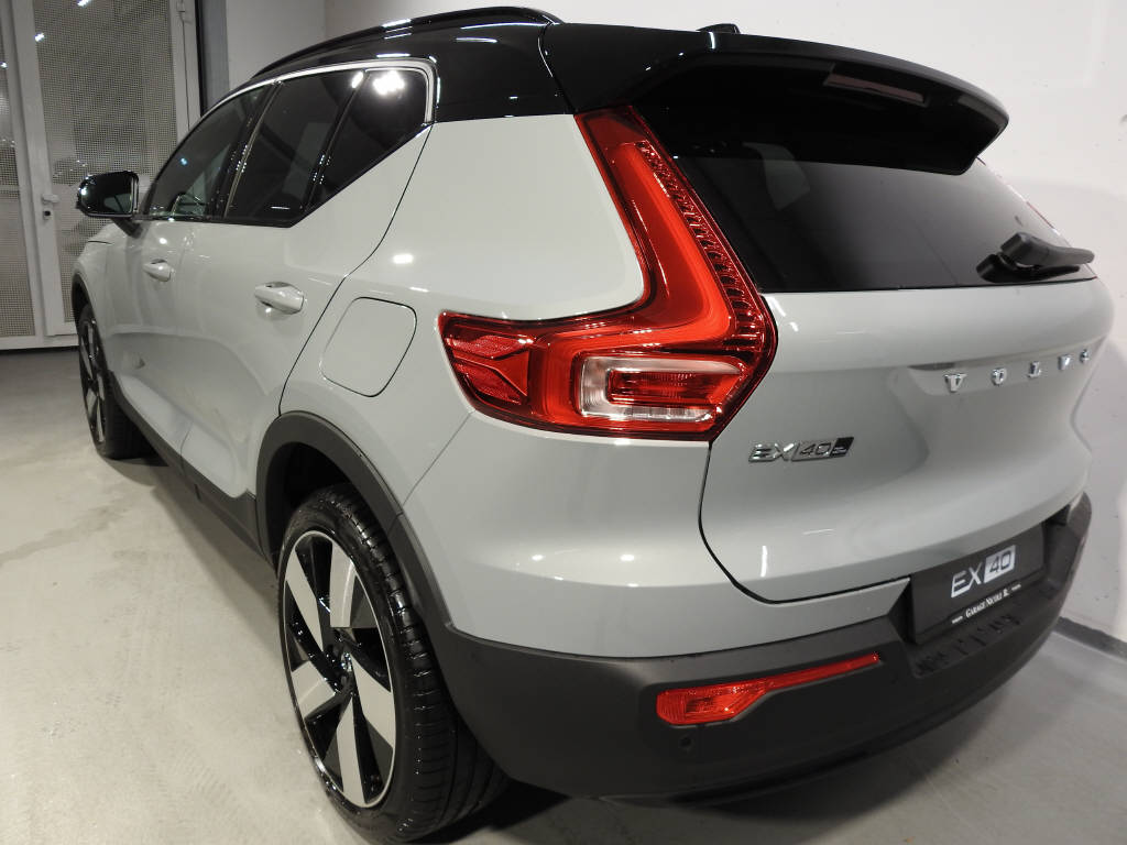 VOLVO EX40 Twin Ultra AWD-showroom-element-3