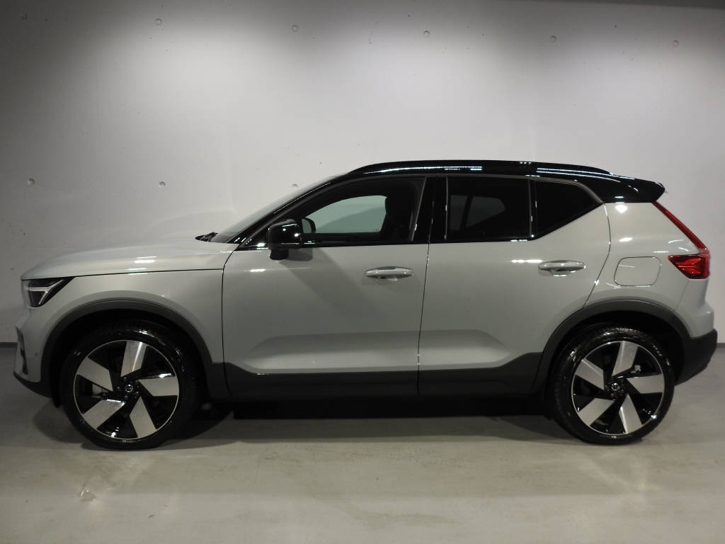 VOLVO EX40 Twin Ultra AWD-showroom-element-2