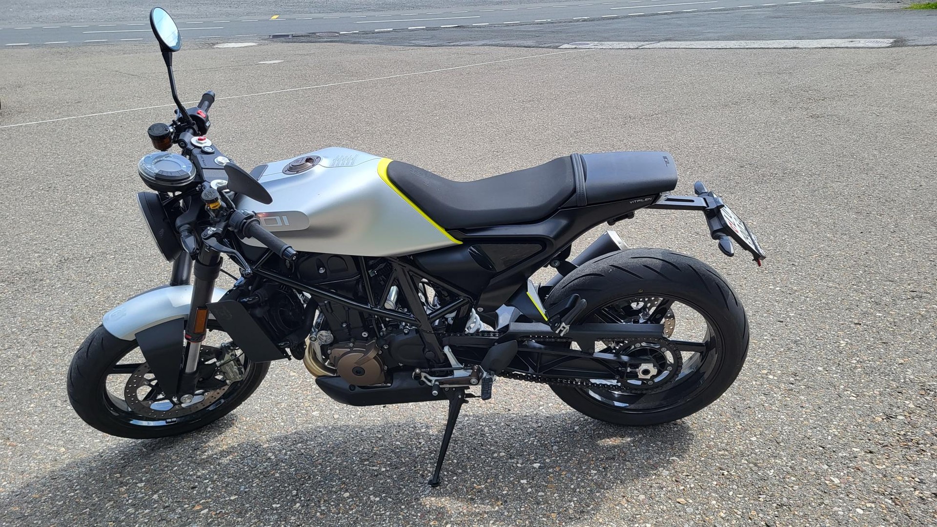 HUSQVARNA Vitpilen 701-image-1