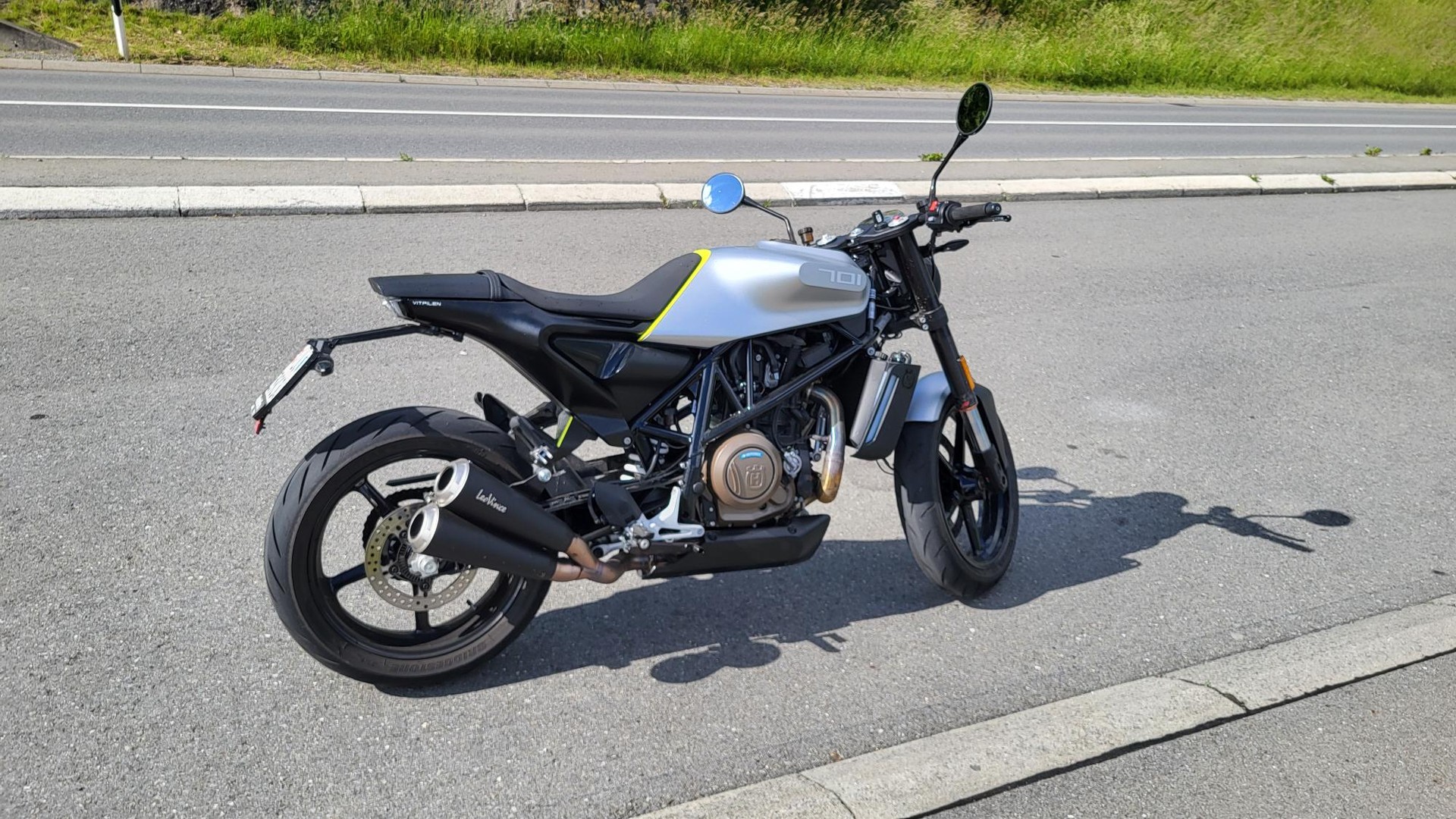 HUSQVARNA Vitpilen 701-image-4