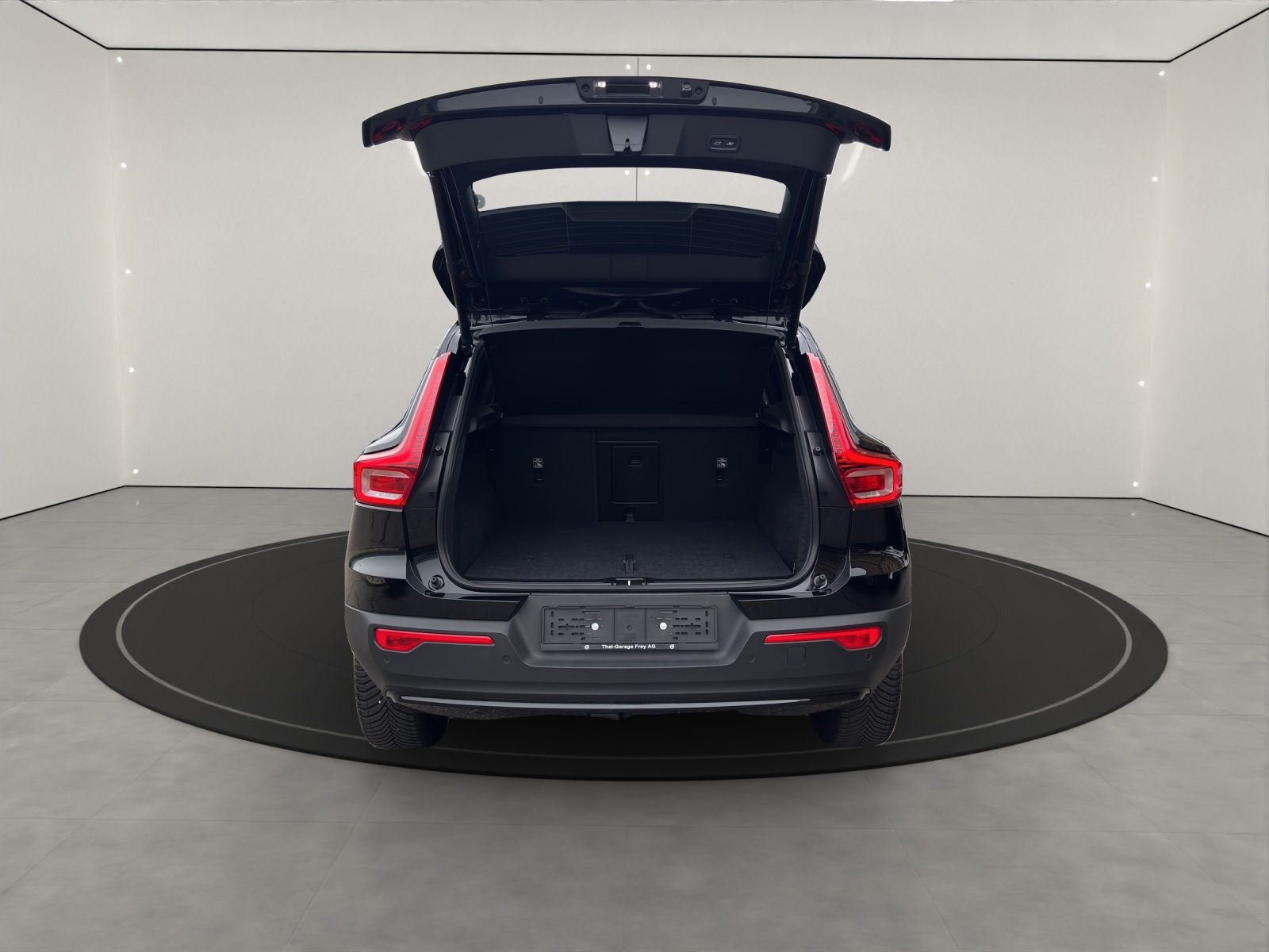 VOLVO XC40 2.0 B4 MH Plus Dark-image-12