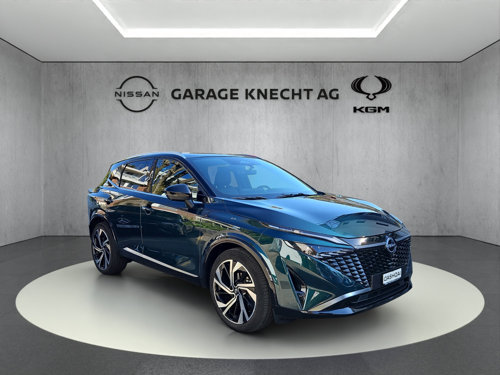 NISSAN Qashqai 1.3 DIG-T Tekna+ 4x4-showroom-element-1
