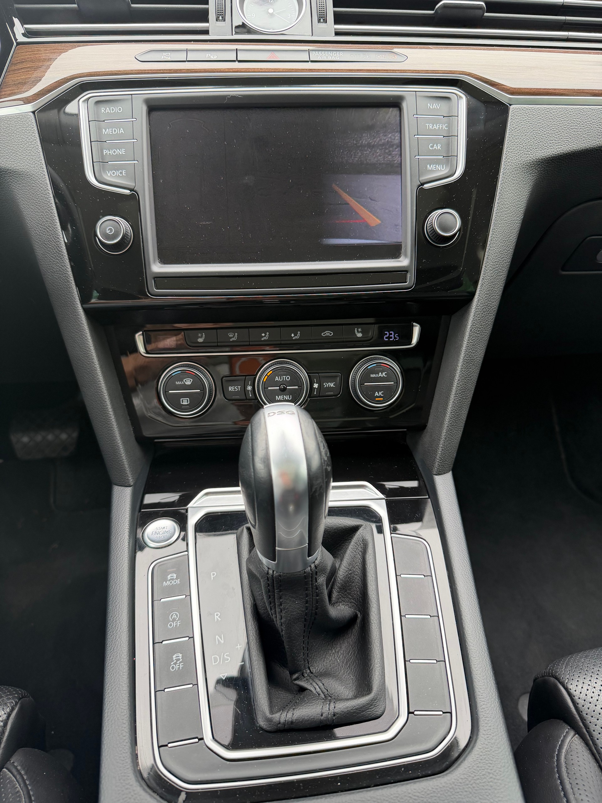 VW Passat Variant 2.0 TDI BMT High. DSG 4Motion-image-7