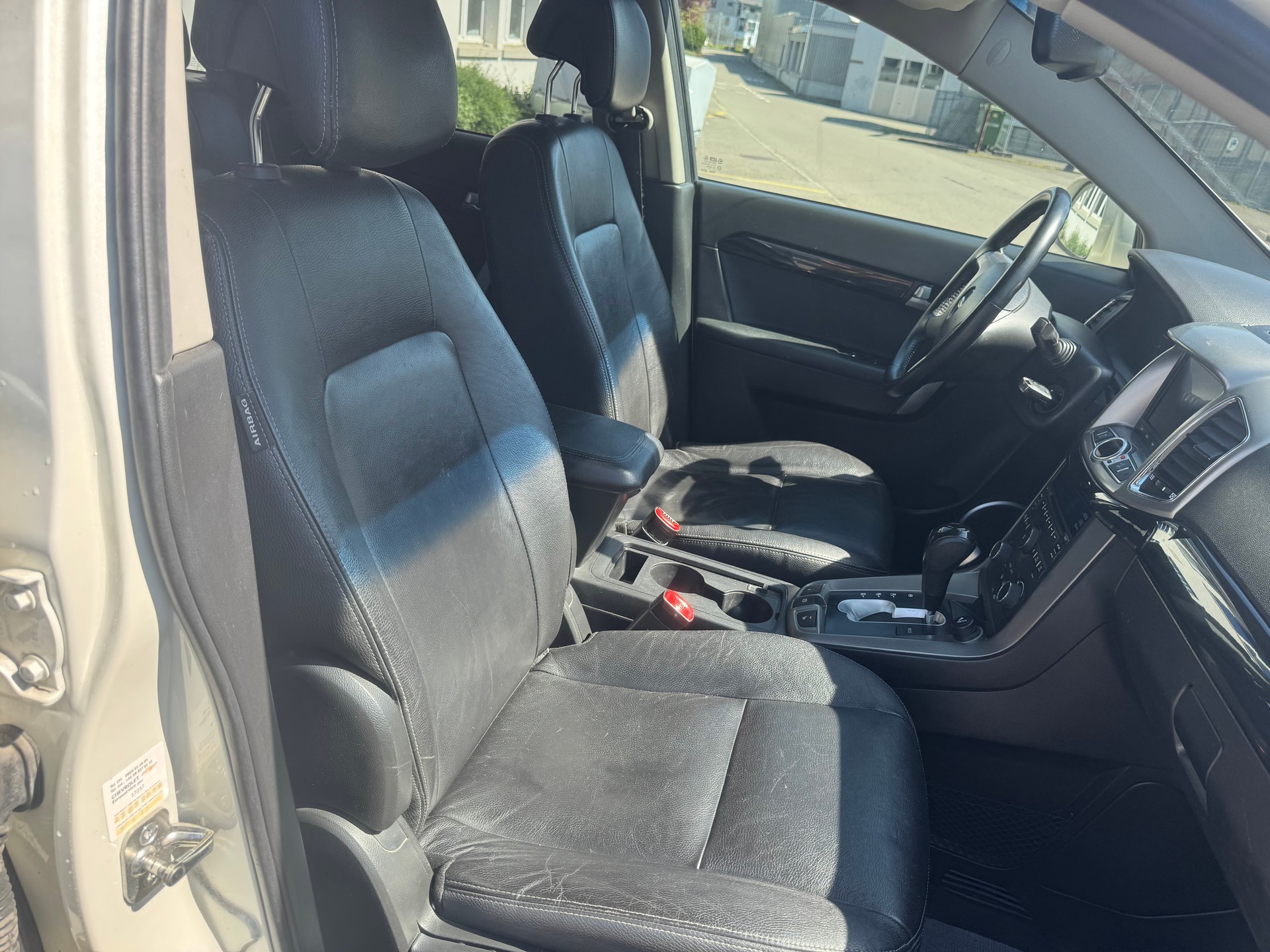 CHEVROLET Captiva 2.2 VCDi LT 4WD Automatic-image-10