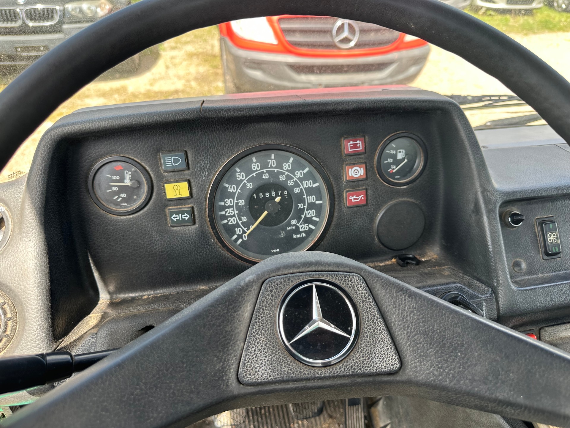 MERCEDES-BENZ 400-SERIES-image-8