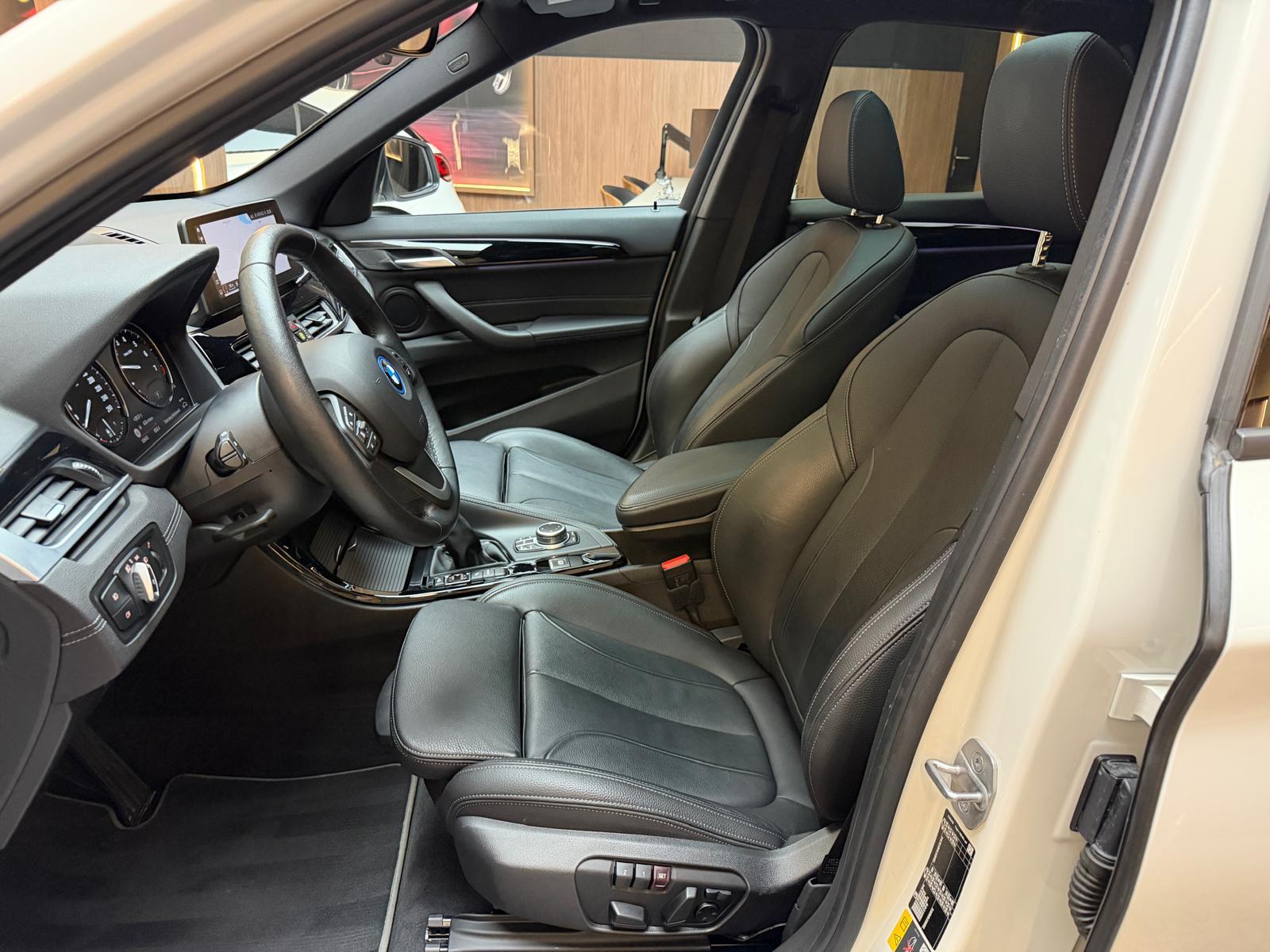 BMW X1 25e xDrive-image-15