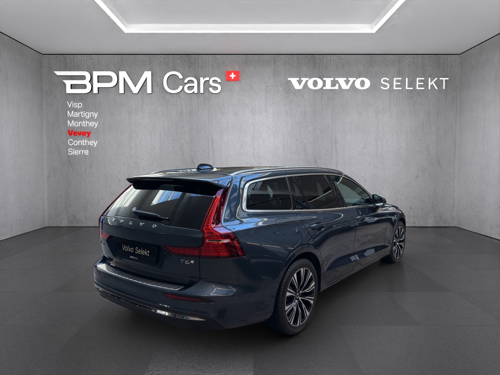 VOLVO V60 T6 eAWD Plug in Hybrid Ultra Bright Geartronic-image-4
