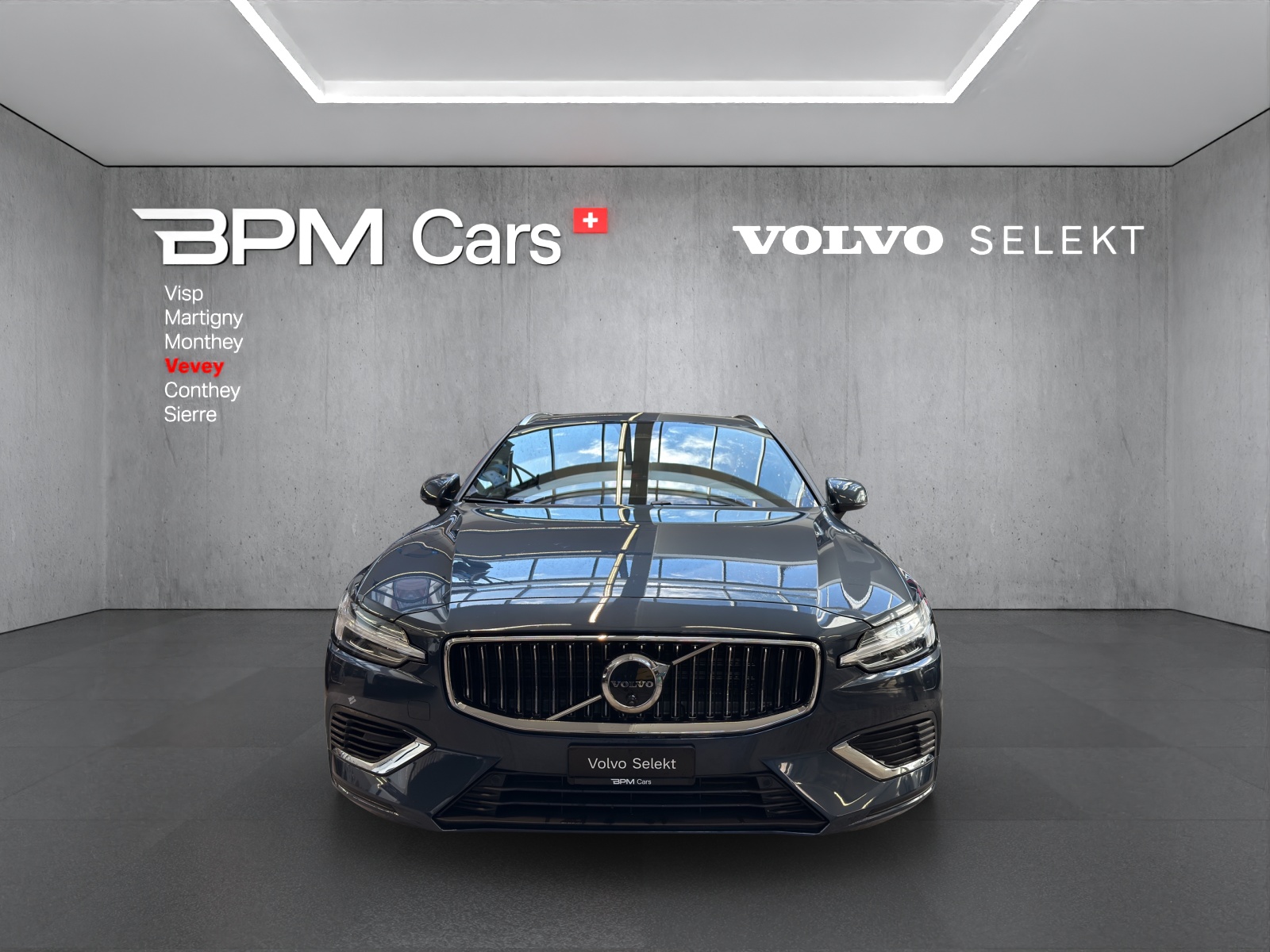 VOLVO V60 T6 eAWD Plug in Hybrid Ultra Bright Geartronic-showroom-element-1