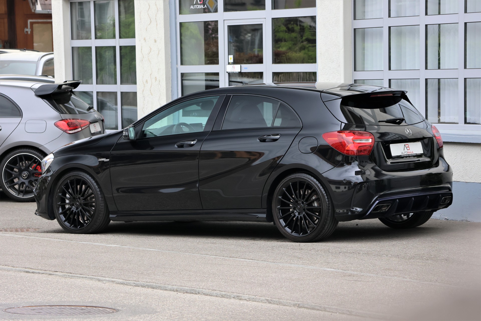 MERCEDES-BENZ A 45 AMG 4Matic Speedshift 7G-DCT (CH)-image-4