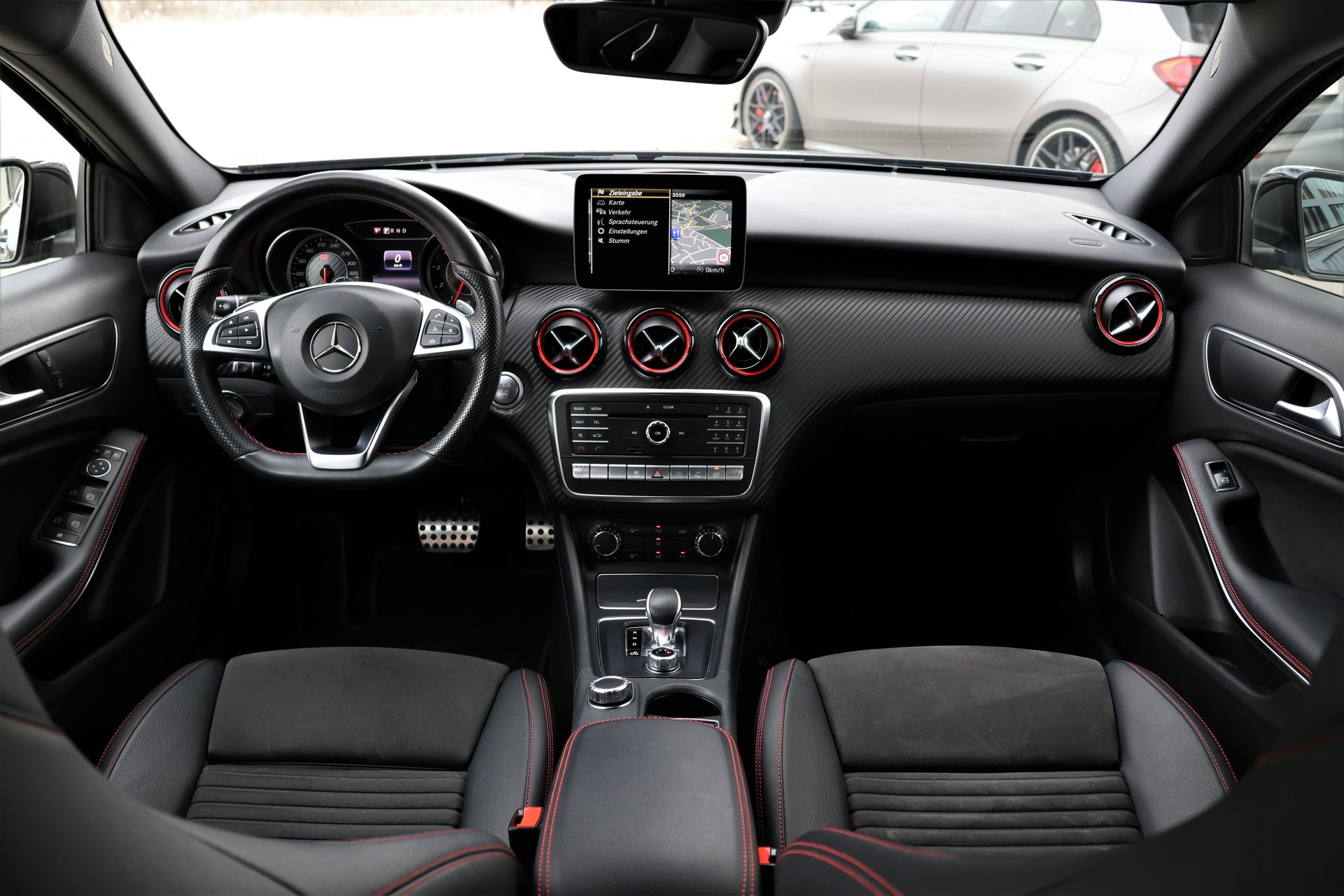 MERCEDES-BENZ A 45 AMG 4Matic Speedshift 7G-DCT (CH)-image-15