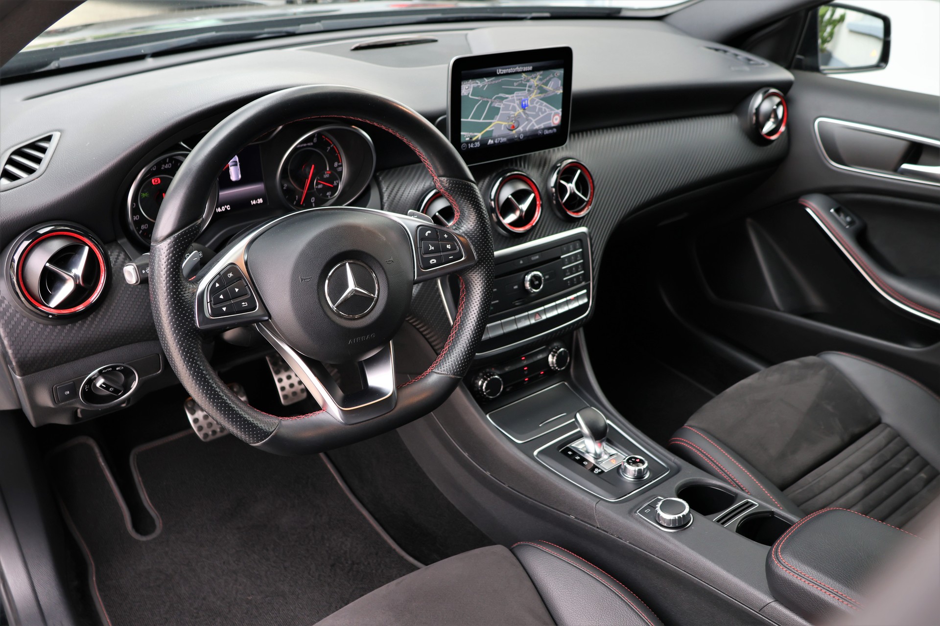 MERCEDES-BENZ A 45 AMG 4Matic Speedshift 7G-DCT (CH)-image-10