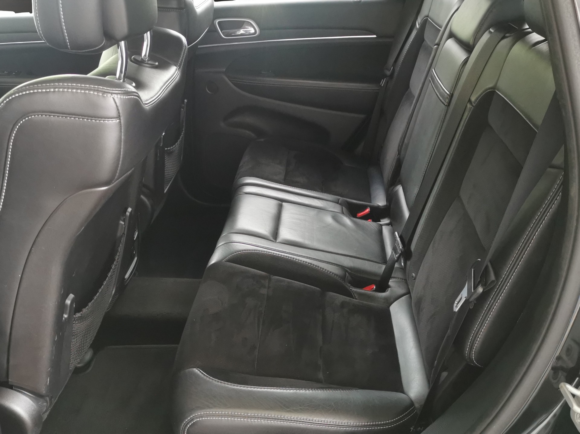 JEEP Grand Cherokee 6.4 SRT8 Automatic-image-14