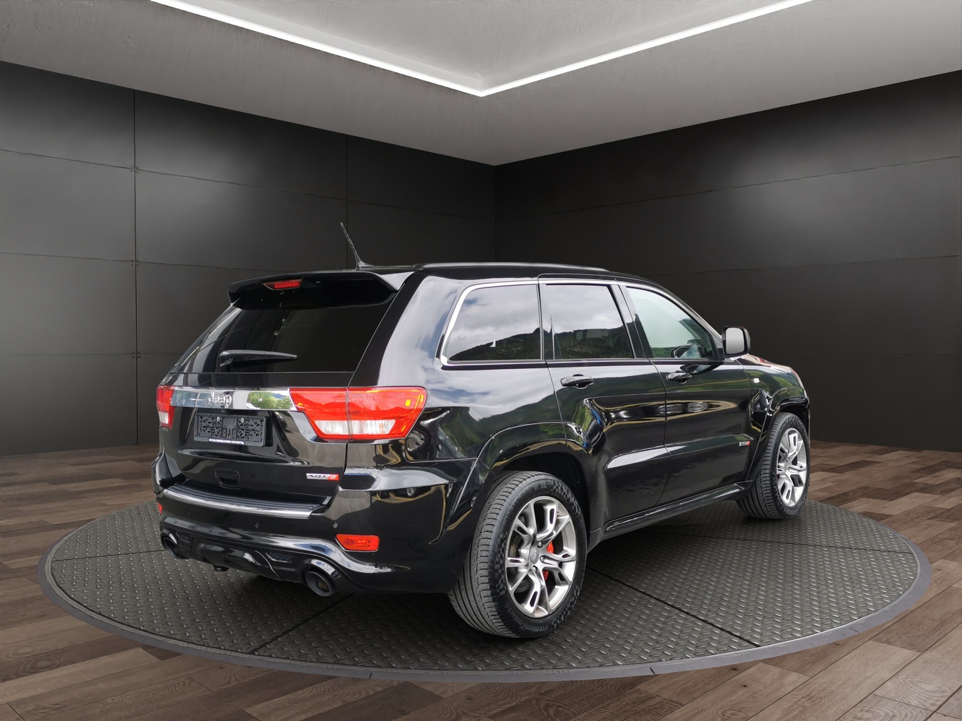 JEEP Grand Cherokee 6.4 SRT8 Automatic-image-5