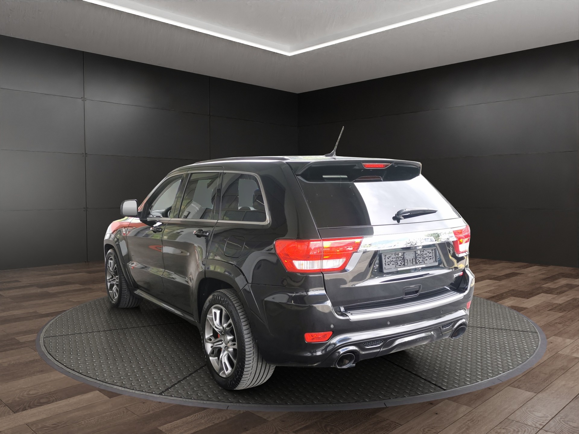 JEEP Grand Cherokee 6.4 SRT8 Automatic-image-6