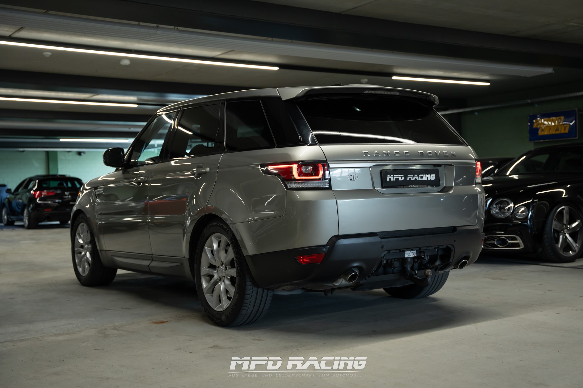 LAND ROVER Range Rover Sport 3.0 SDV6 HSE Dynamic Automatic-image-5