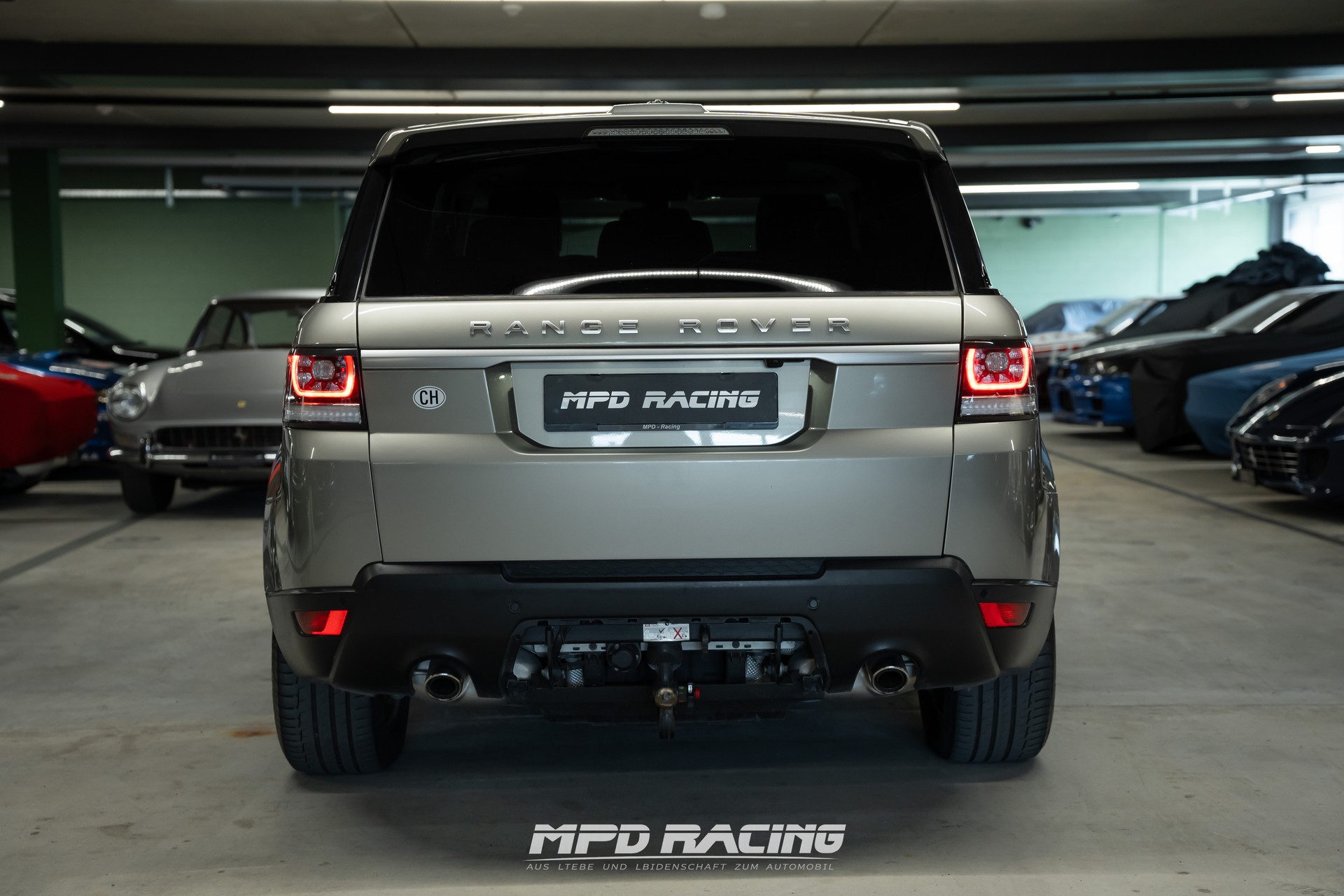 LAND ROVER Range Rover Sport 3.0 SDV6 HSE Dynamic Automatic-image-4
