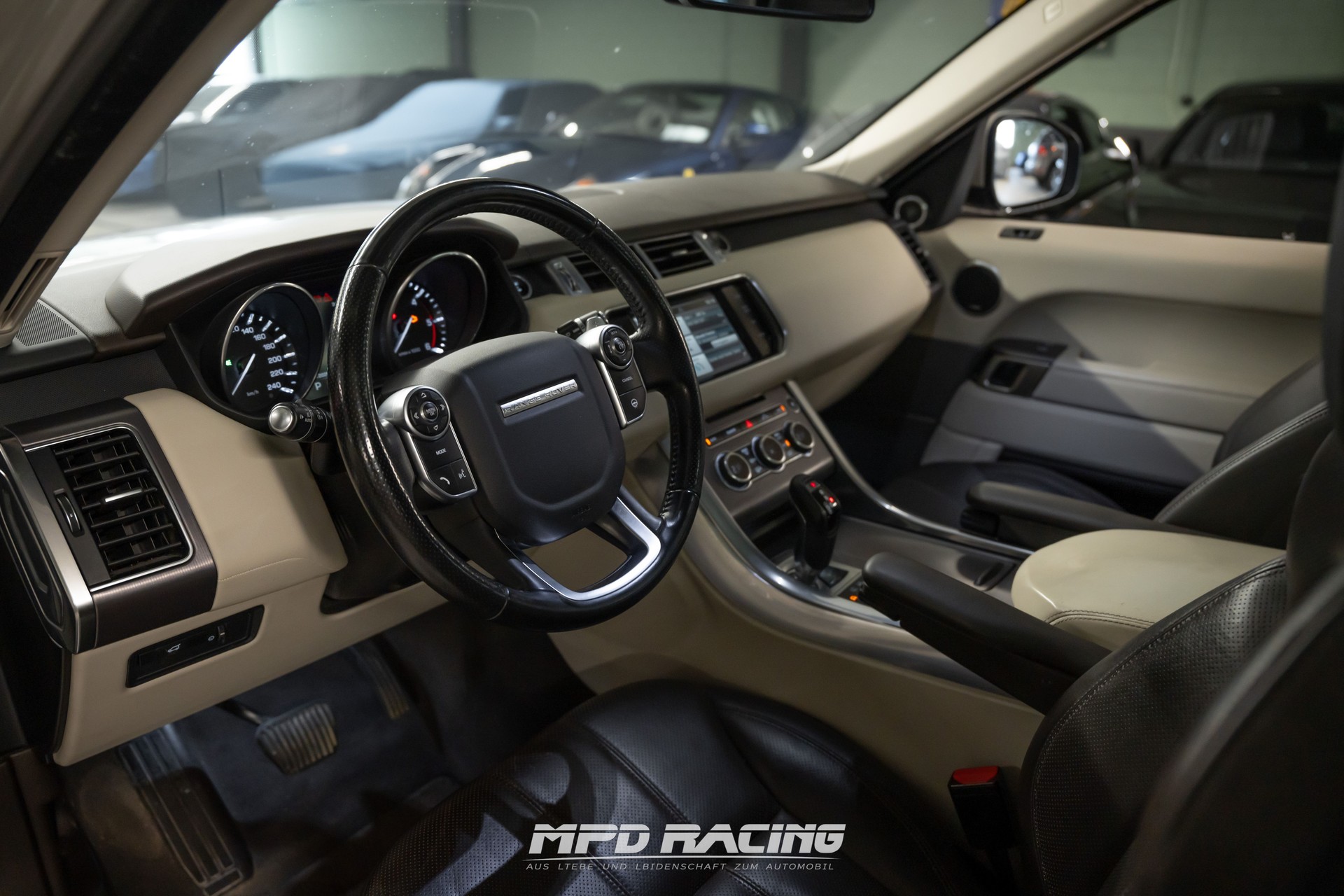 LAND ROVER Range Rover Sport 3.0 SDV6 HSE Dynamic Automatic-image-7