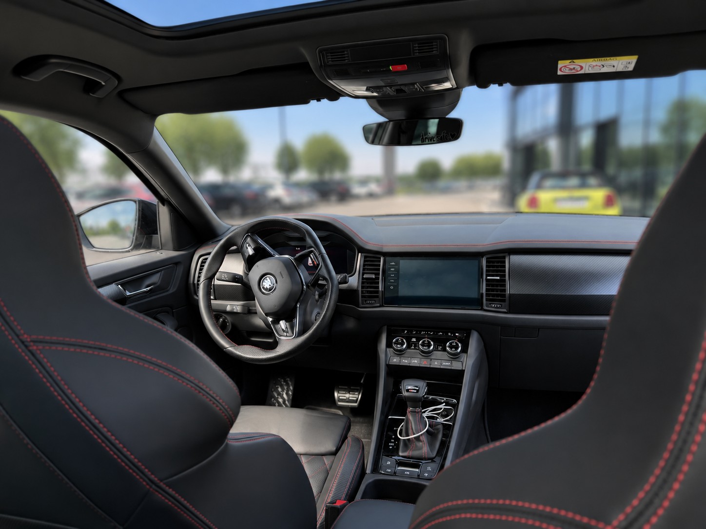 SKODA Kodiaq 2.0 TSI 4x4 RS-image-5