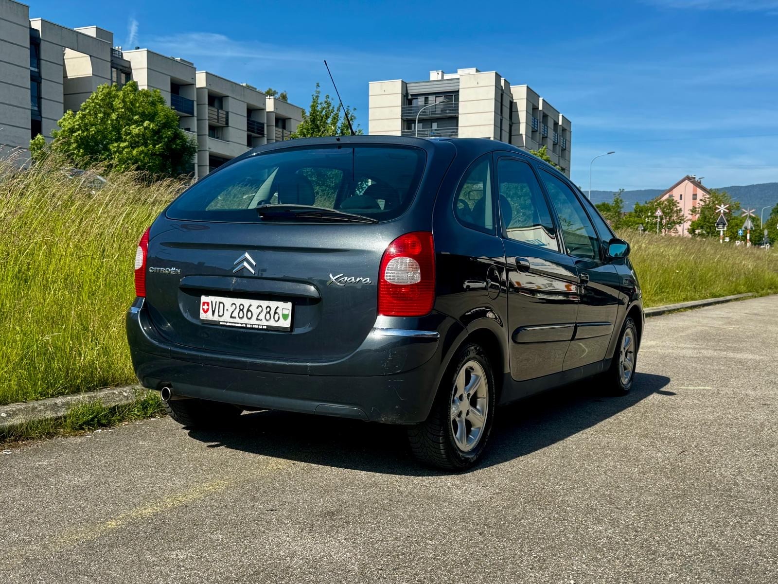 CITROEN Xsara Picasso 2.0i 16V Exclusive Automatic-showroom-element-2
