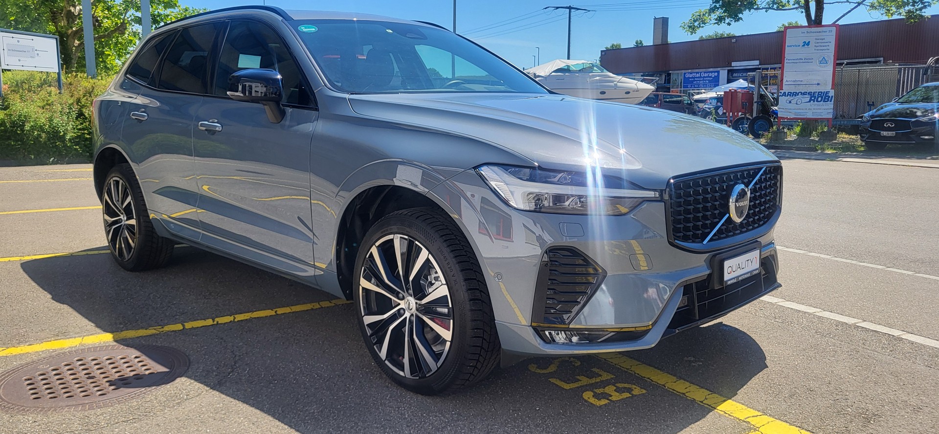 VOLVO XC60 B4 Diesel Mild Hybrid AWD Ultimate Dark Geartronic-showroom-element-2