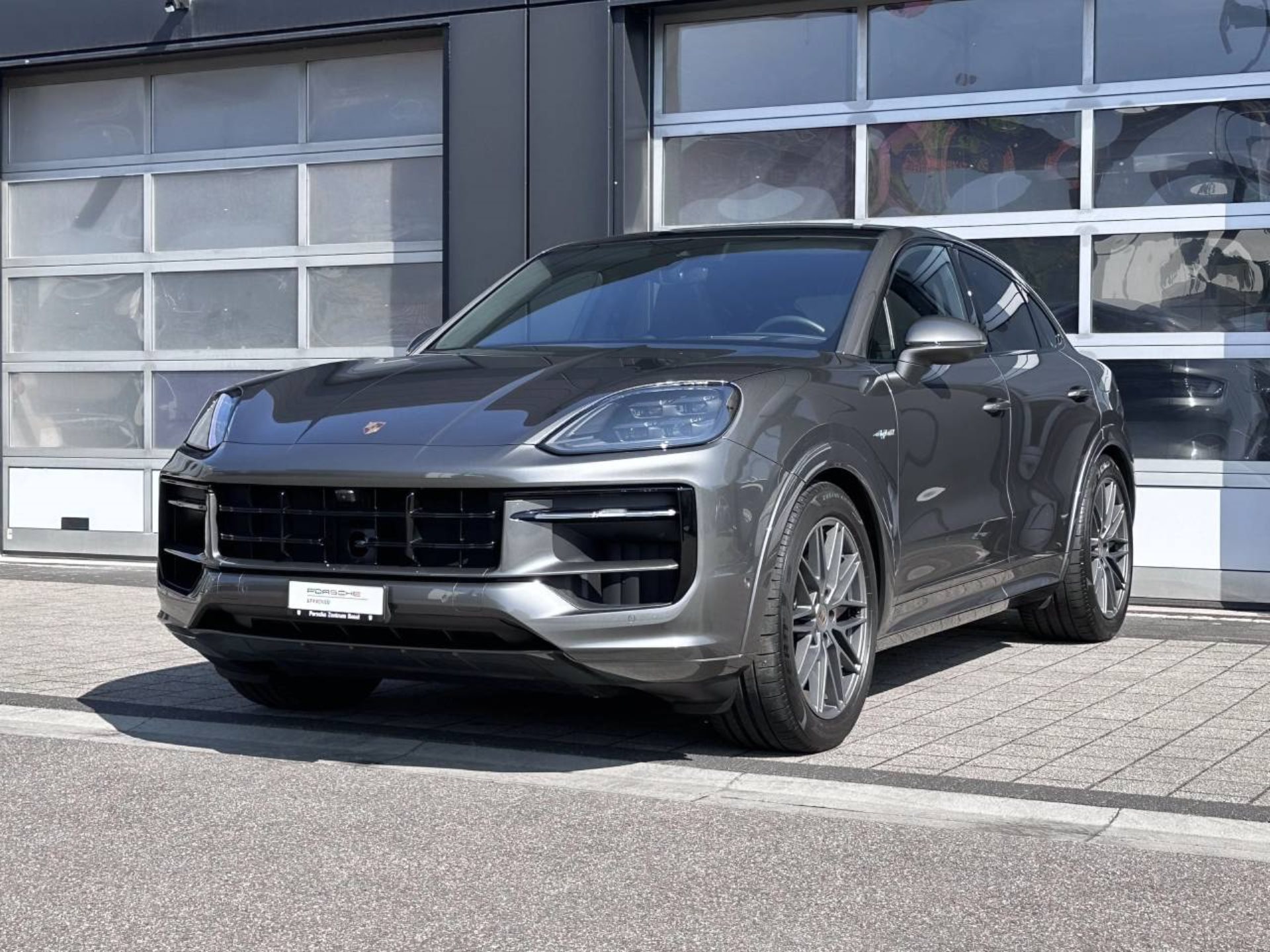 PORSCHE Cayenne E-Hybrid Coupé-image-8
