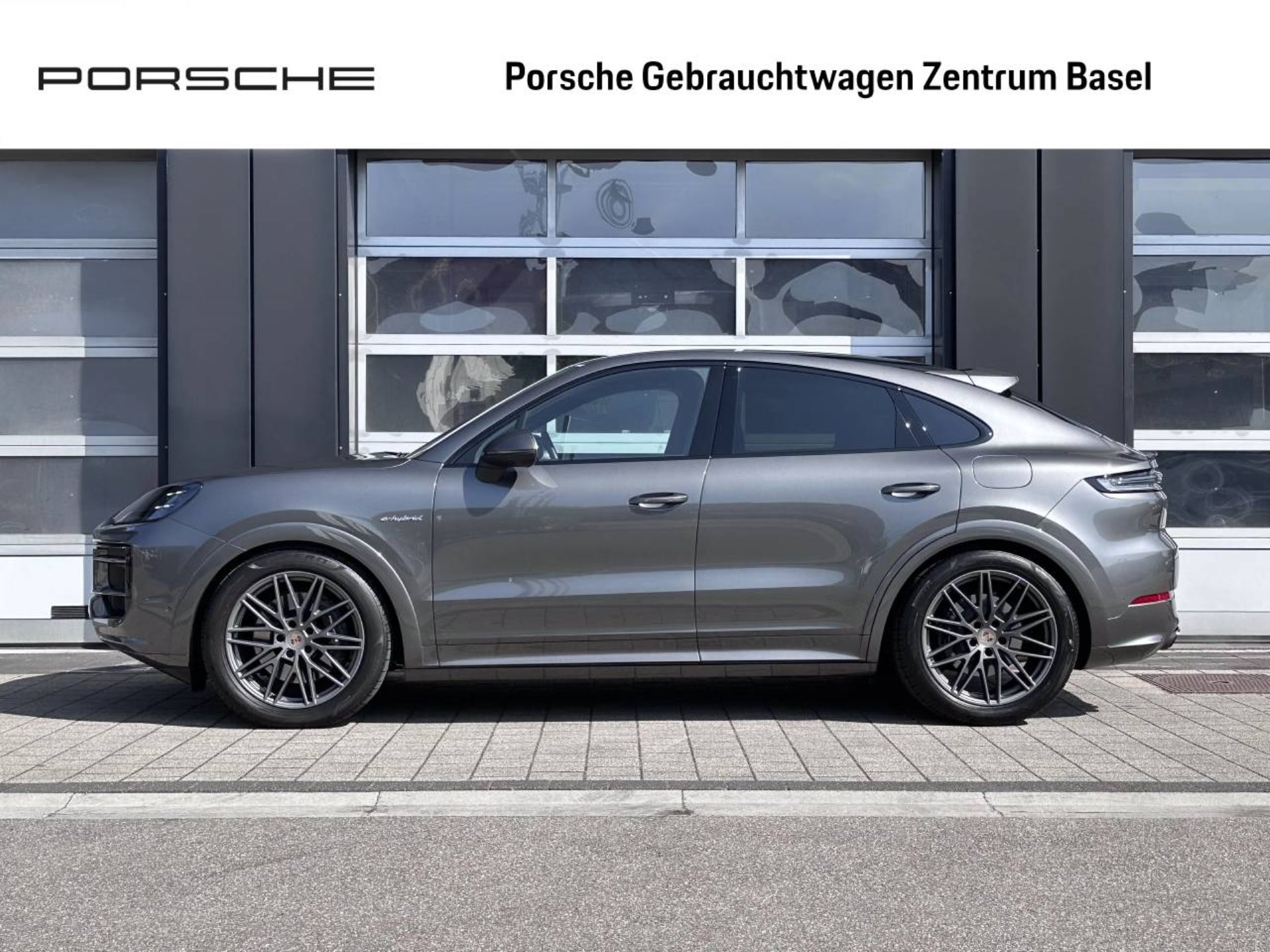 PORSCHE Cayenne E-Hybrid Coupé-showroom-element-1