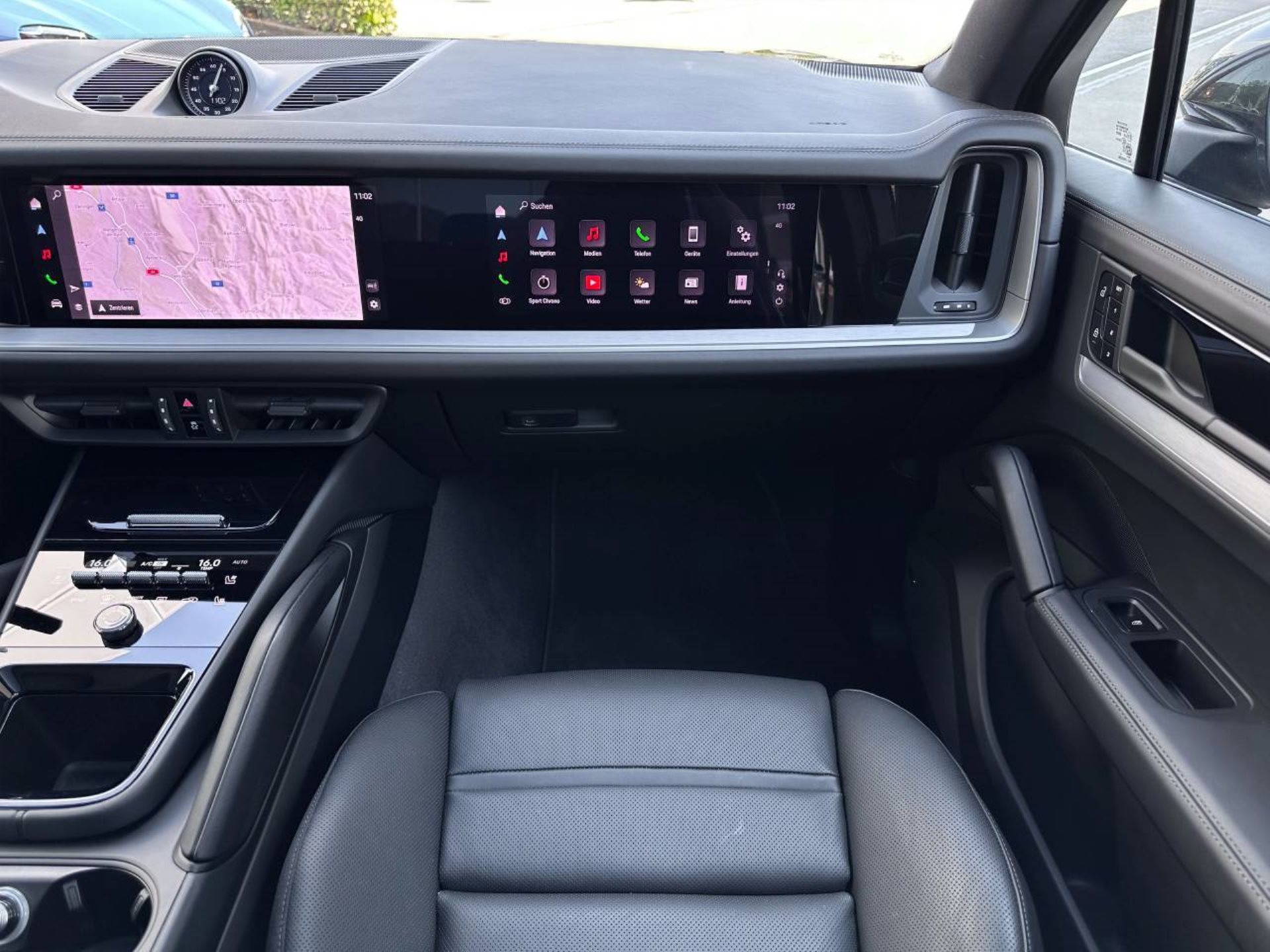 PORSCHE Cayenne E-Hybrid Coupé-image-29