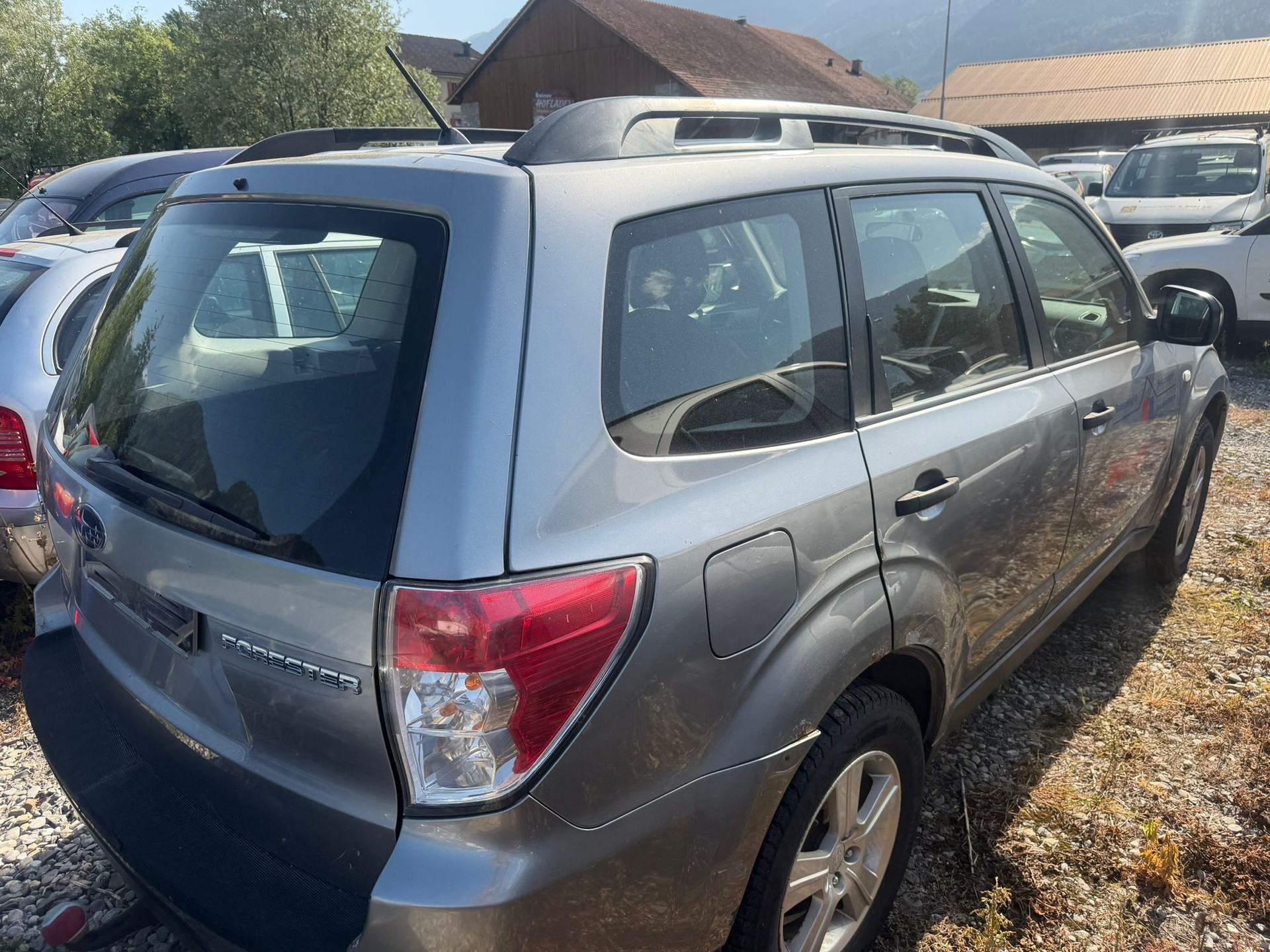 SUBARU Forester 2.0X Advantage-image-5