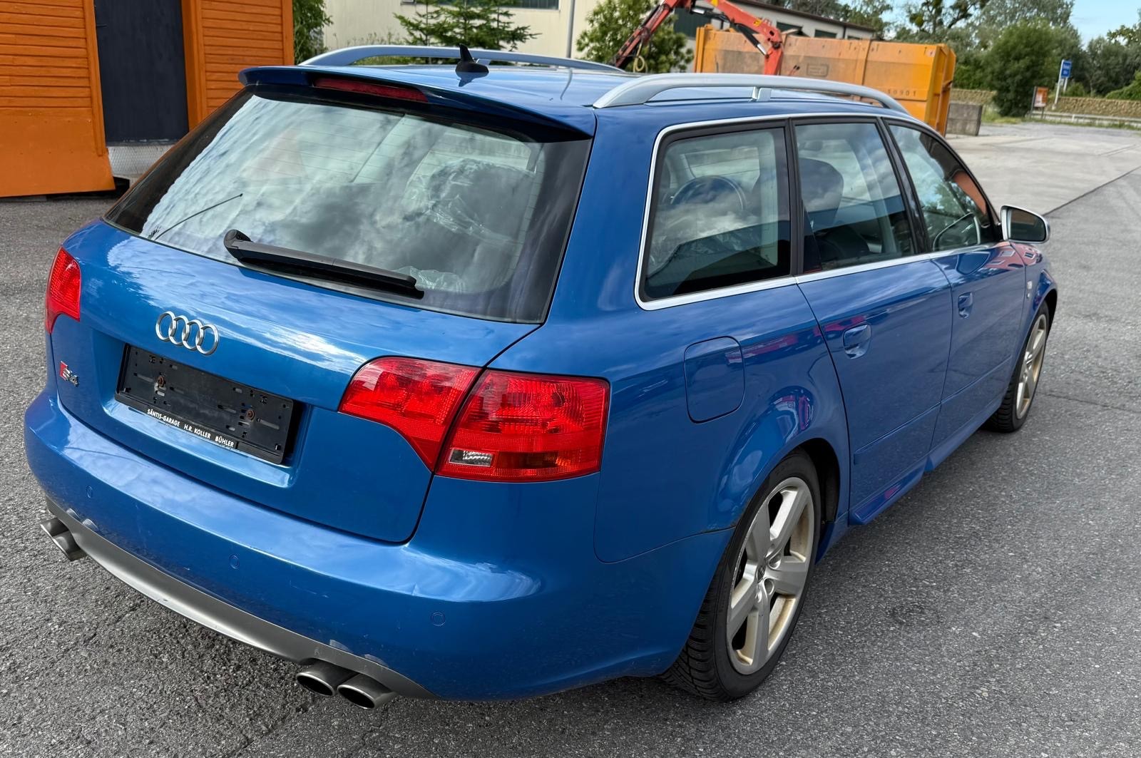 AUDI S4 Avant 4.2 V8 quattro-image-3