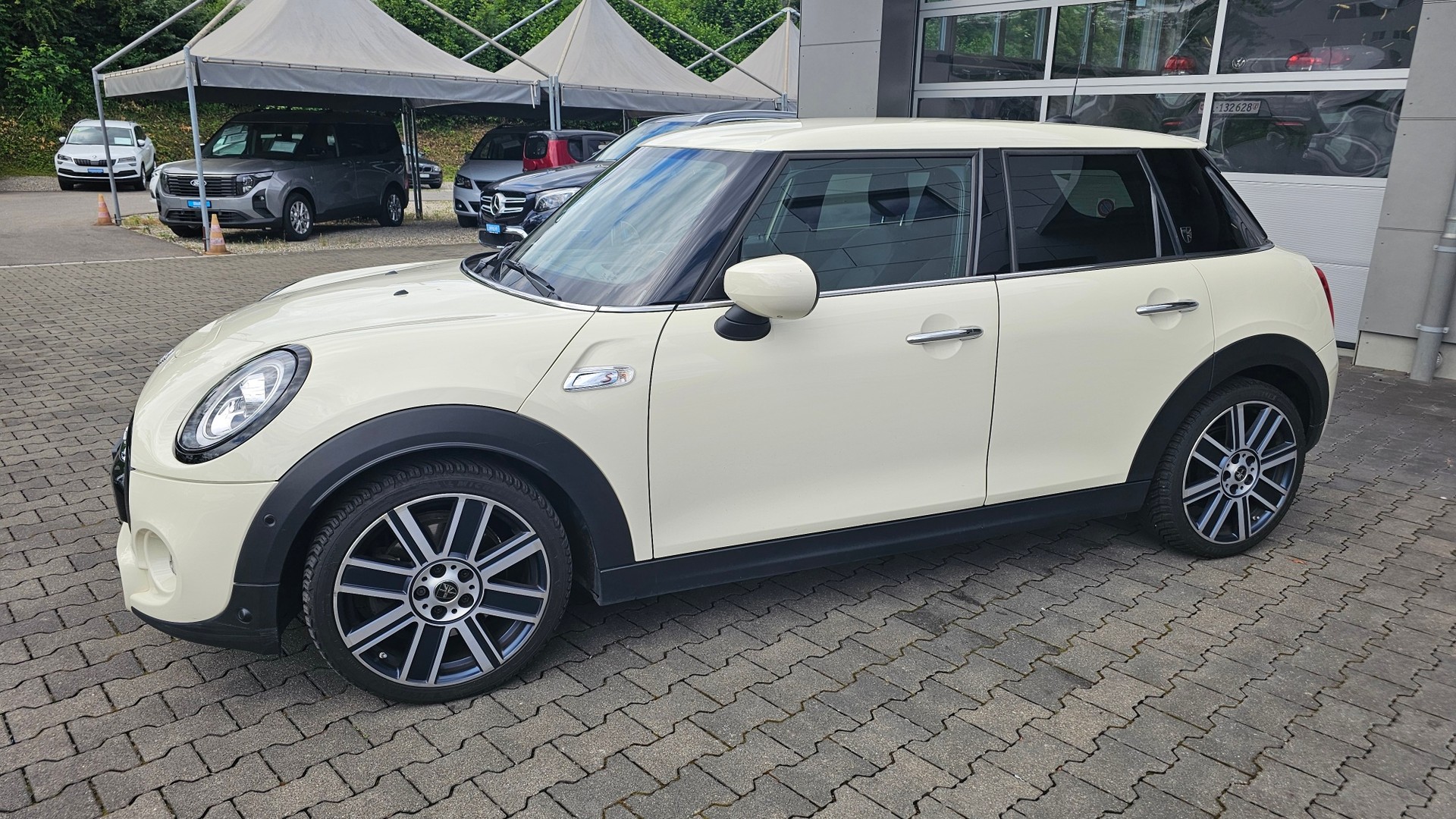 MINI Cooper S Trafalgar Edition Steptronic DKG-image-15