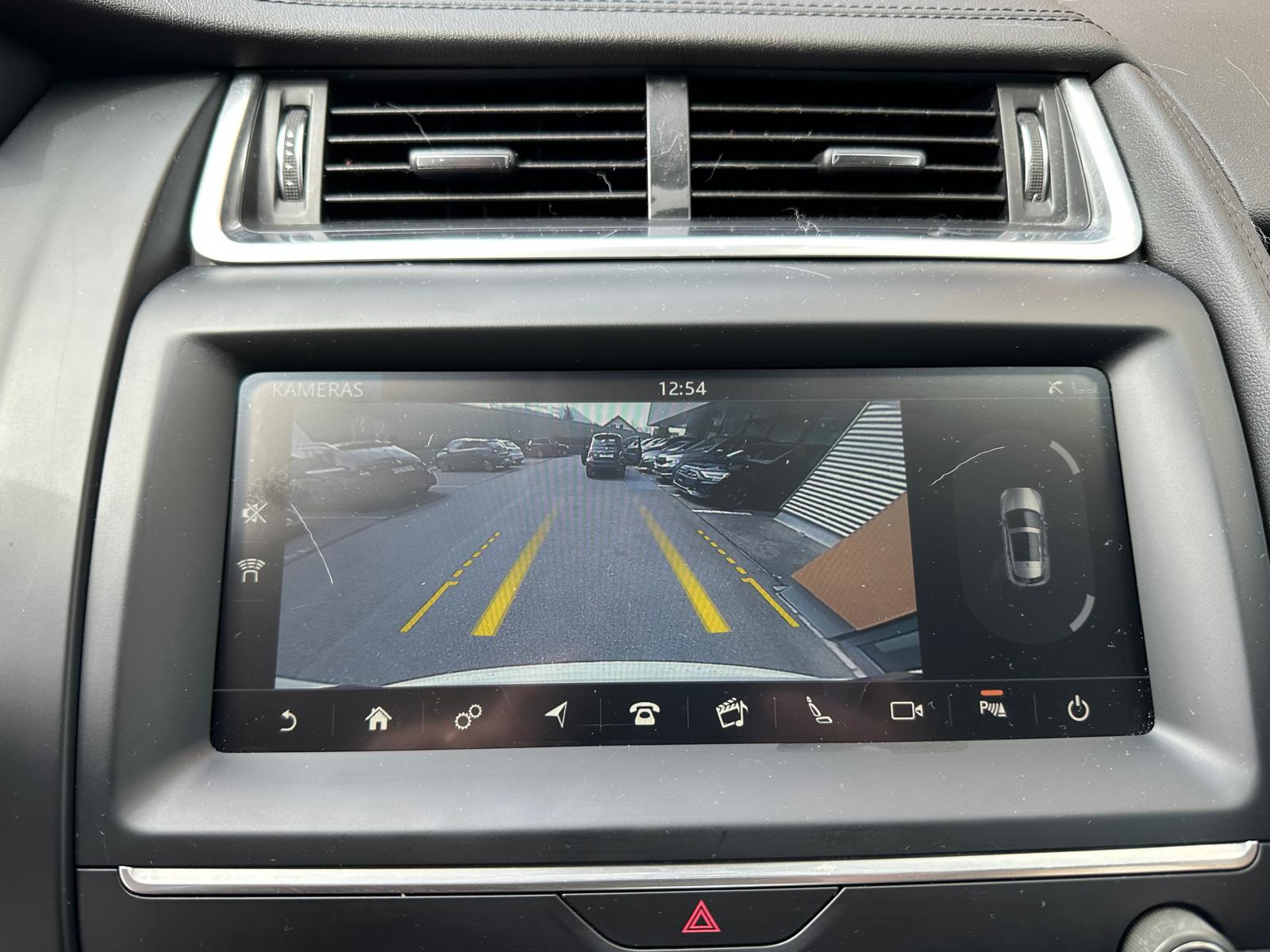 JAGUAR E-Pace 2.0 T 200 S AWD / CH Auslieferung-image-13