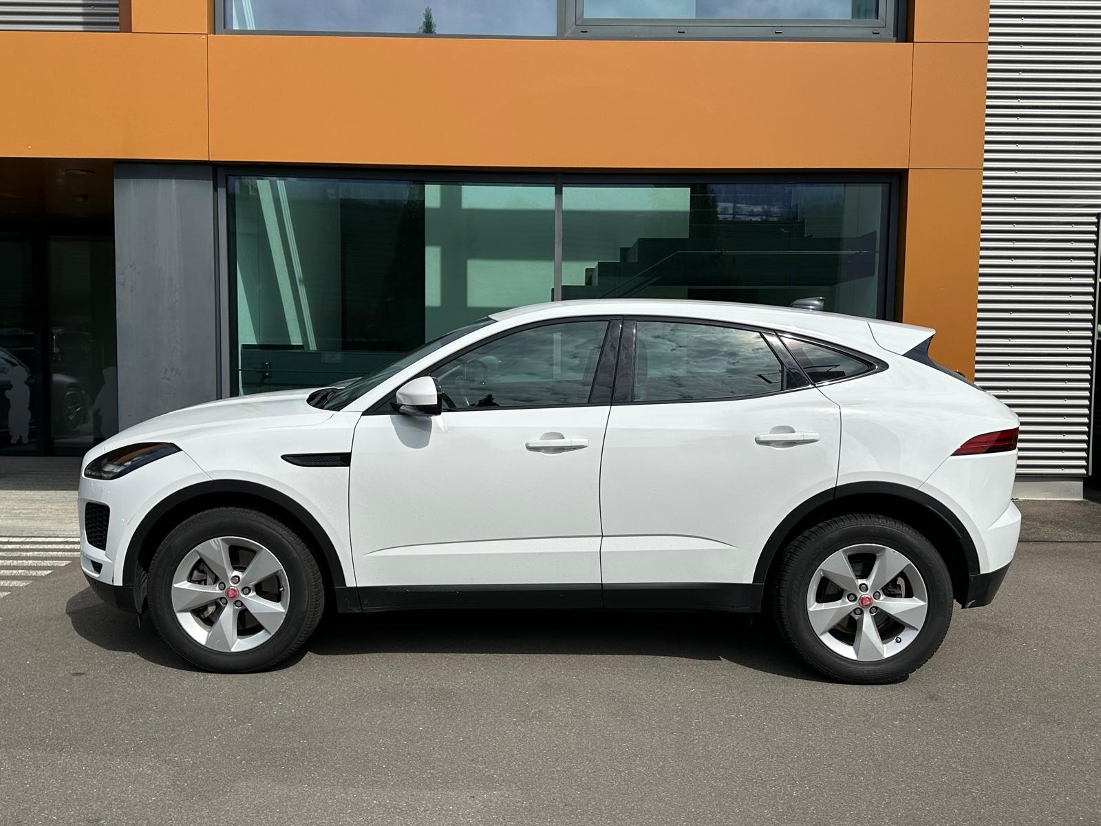 JAGUAR E-Pace 2.0 T 200 S AWD / CH Auslieferung-showroom-element-3
