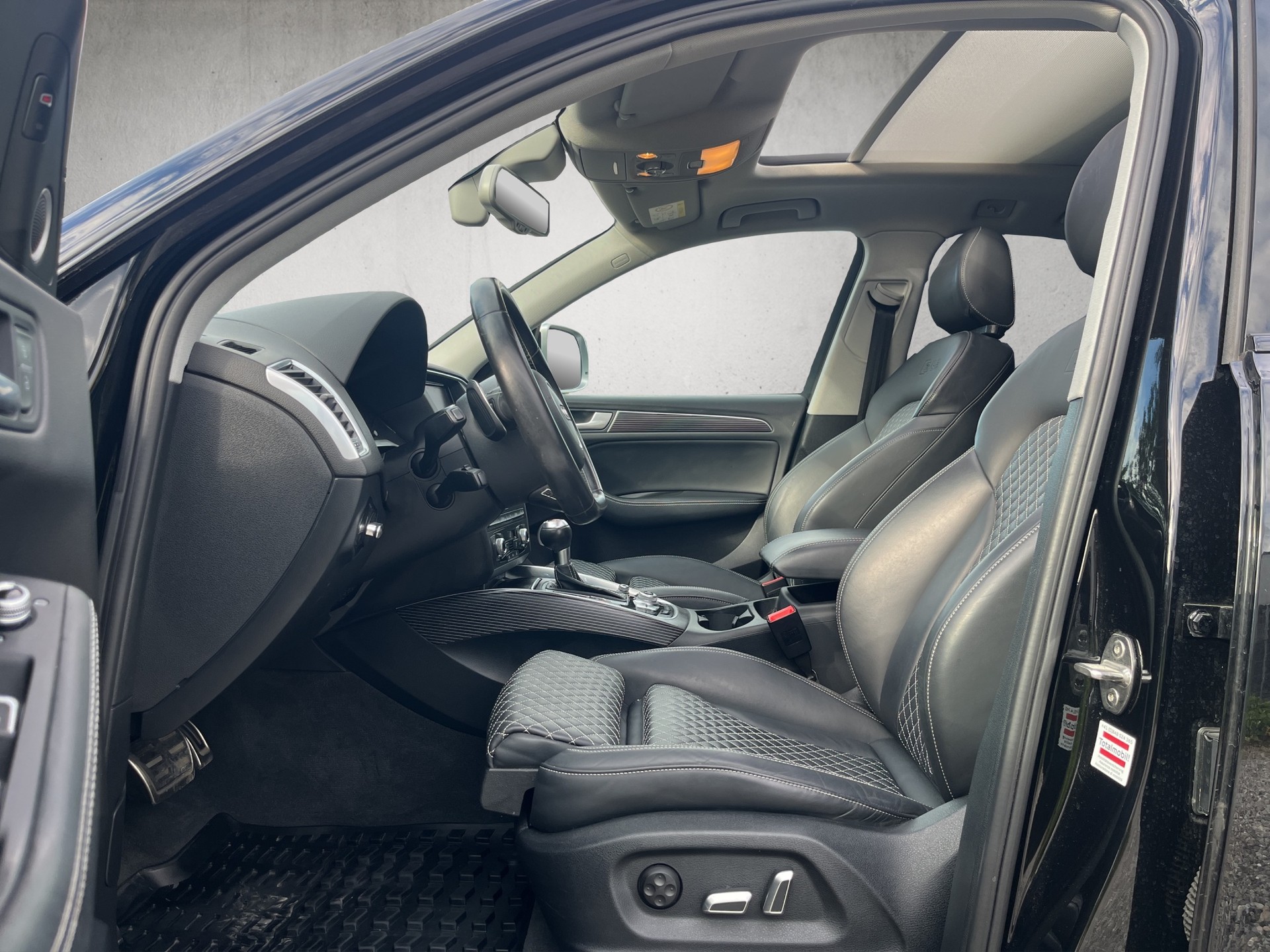 AUDI SQ5 3.0 TDI quattro tiptronic-image-8