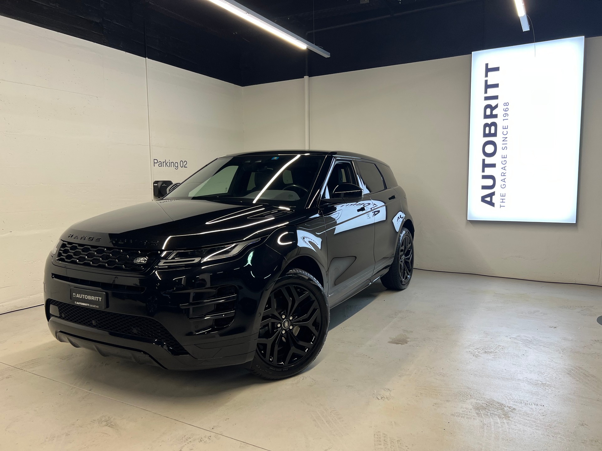 LAND ROVER Range Rover Evoque 2.0 T R-Dynamic SE