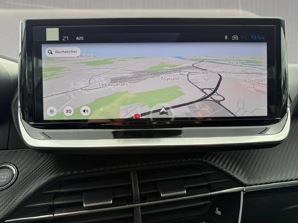 PEUGEOT 208 Hybrid 110 e-DCS6 Allure-image-9