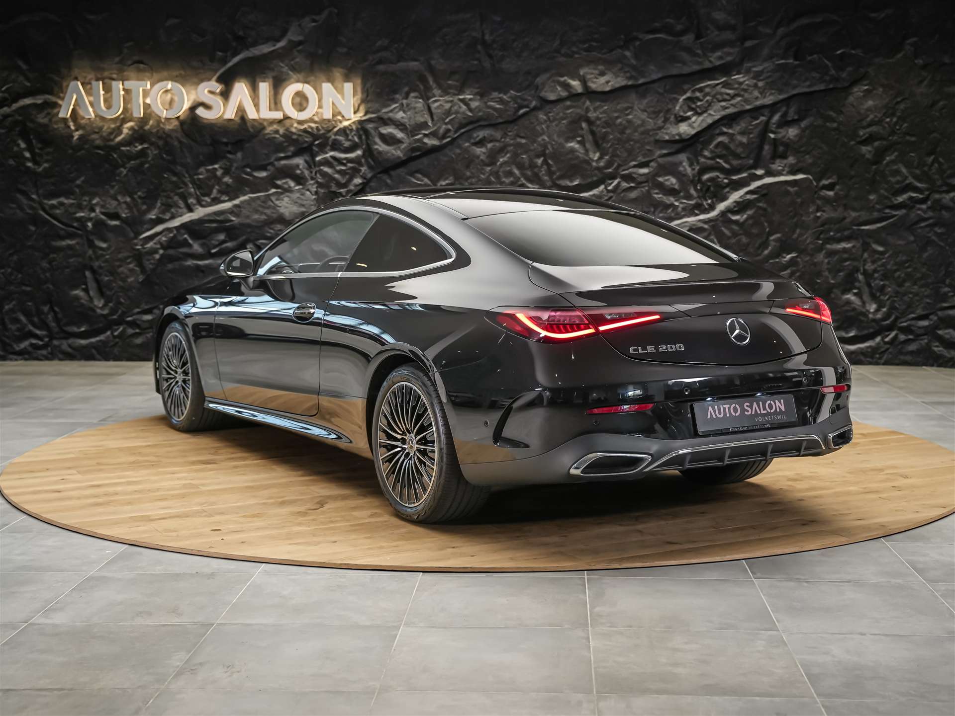 MERCEDES-BENZ CLE 200 Coupé AMG Line 9G-Tronic *Werksgarantie*Abstandsregler*El. Sitze mit Memory*-showroom-element-3