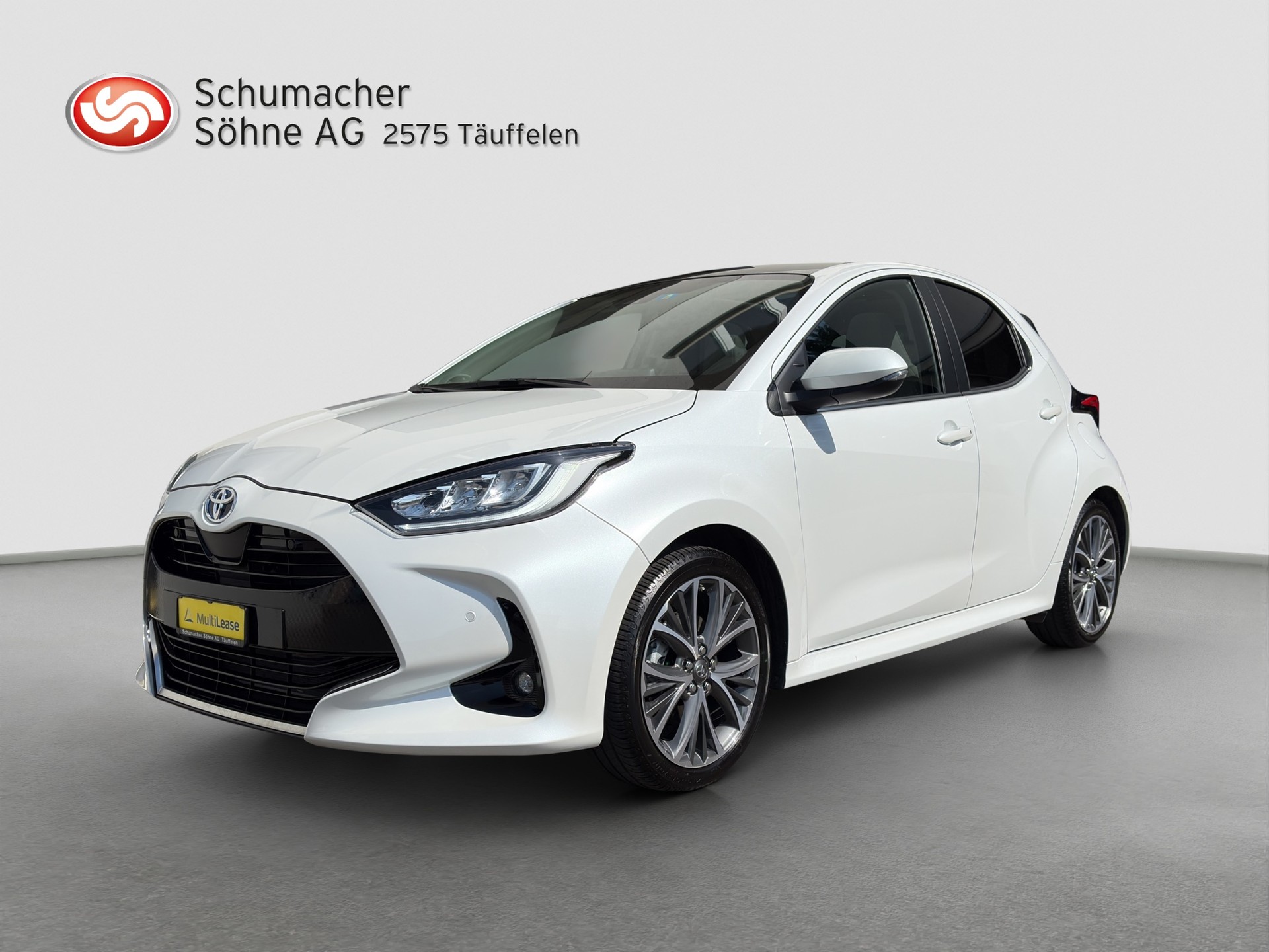 TOYOTA Yaris 1.5 Premium e-CVT
