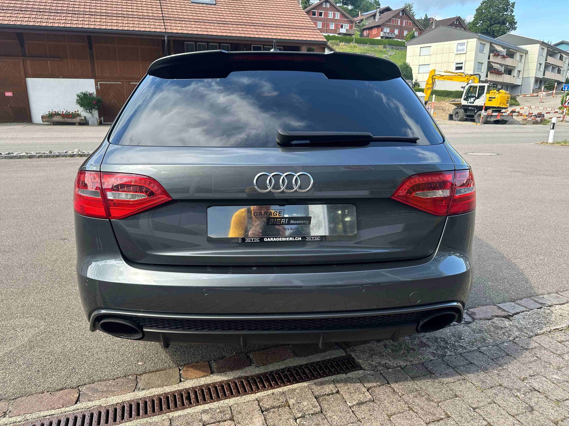 AUDI RS4 Avant 4.2 V8 FSI quattro S-Tronic-image-5