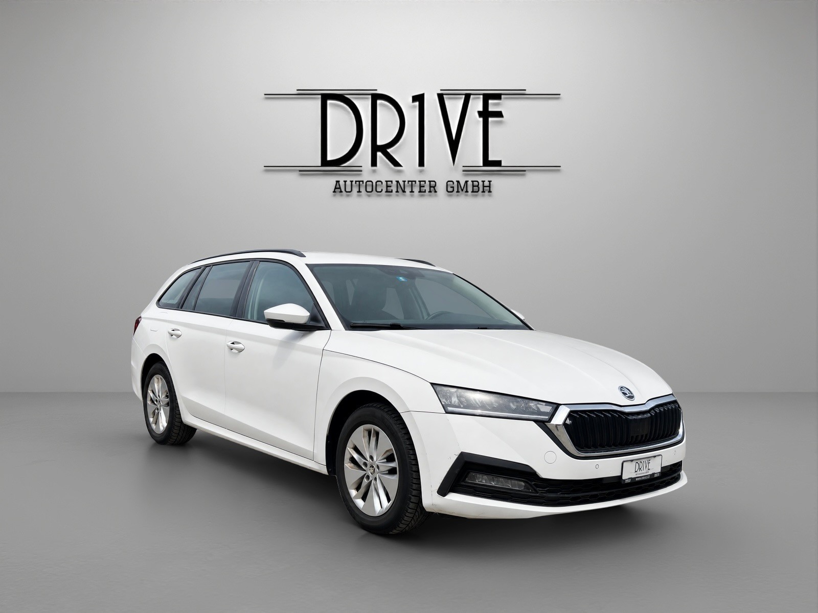 SKODA Octavia Combi 2.0 TDI DSG Ambition 4x4-showroom-element-2