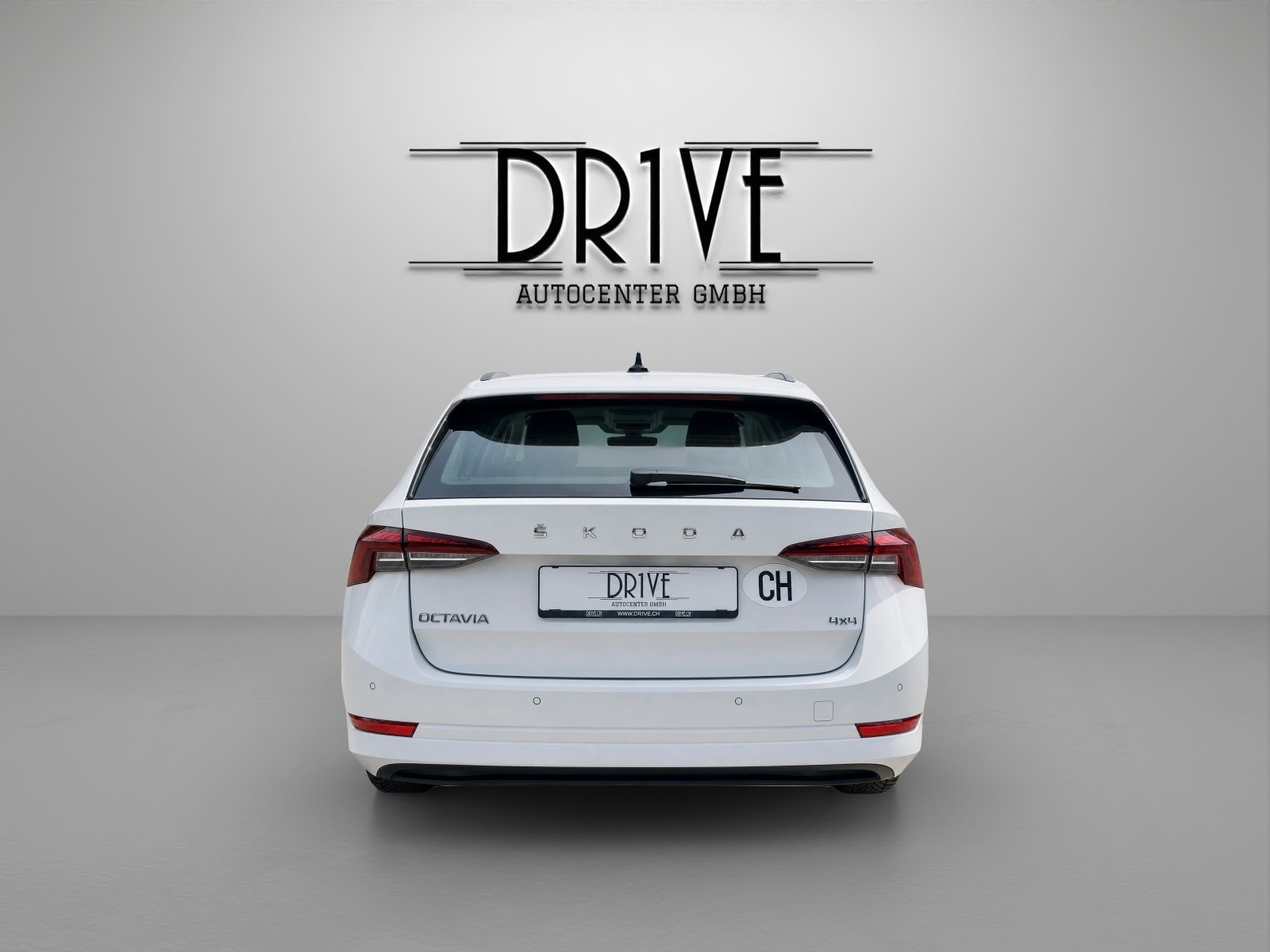 SKODA Octavia Combi 2.0 TDI DSG Ambition 4x4-image-5