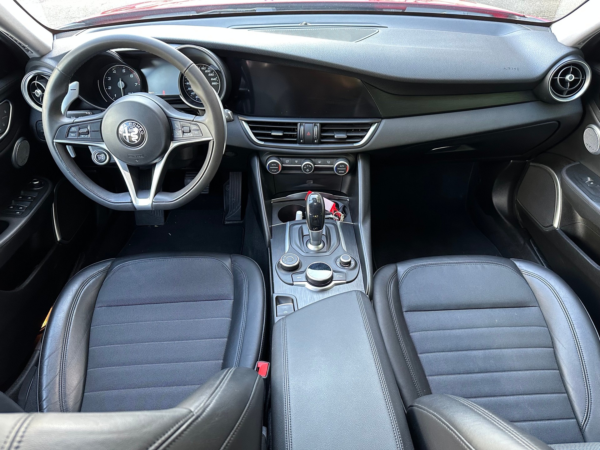 ALFA ROMEO Giulia 2.0 Super Automatic-image-9
